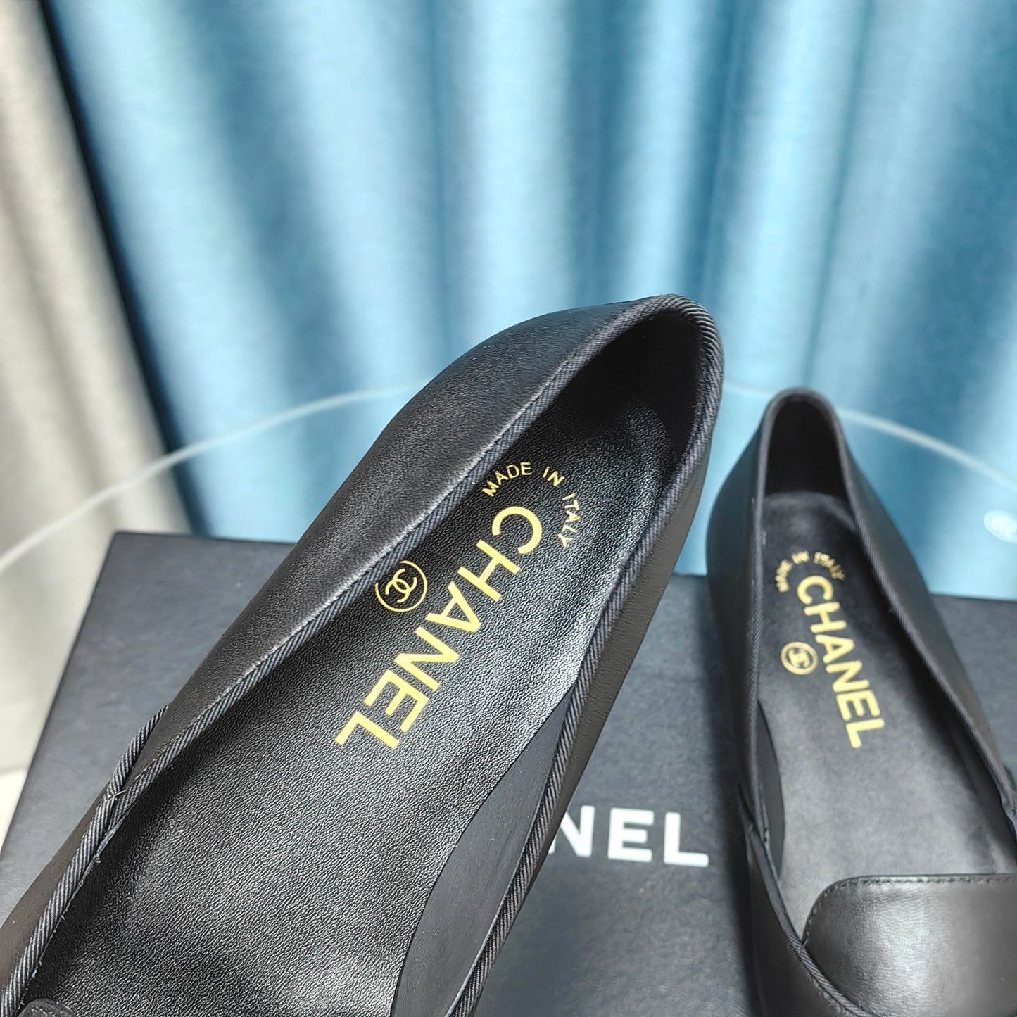 BALLET FLAT BLACK SHEEPSKIN POINTED TOE - 35