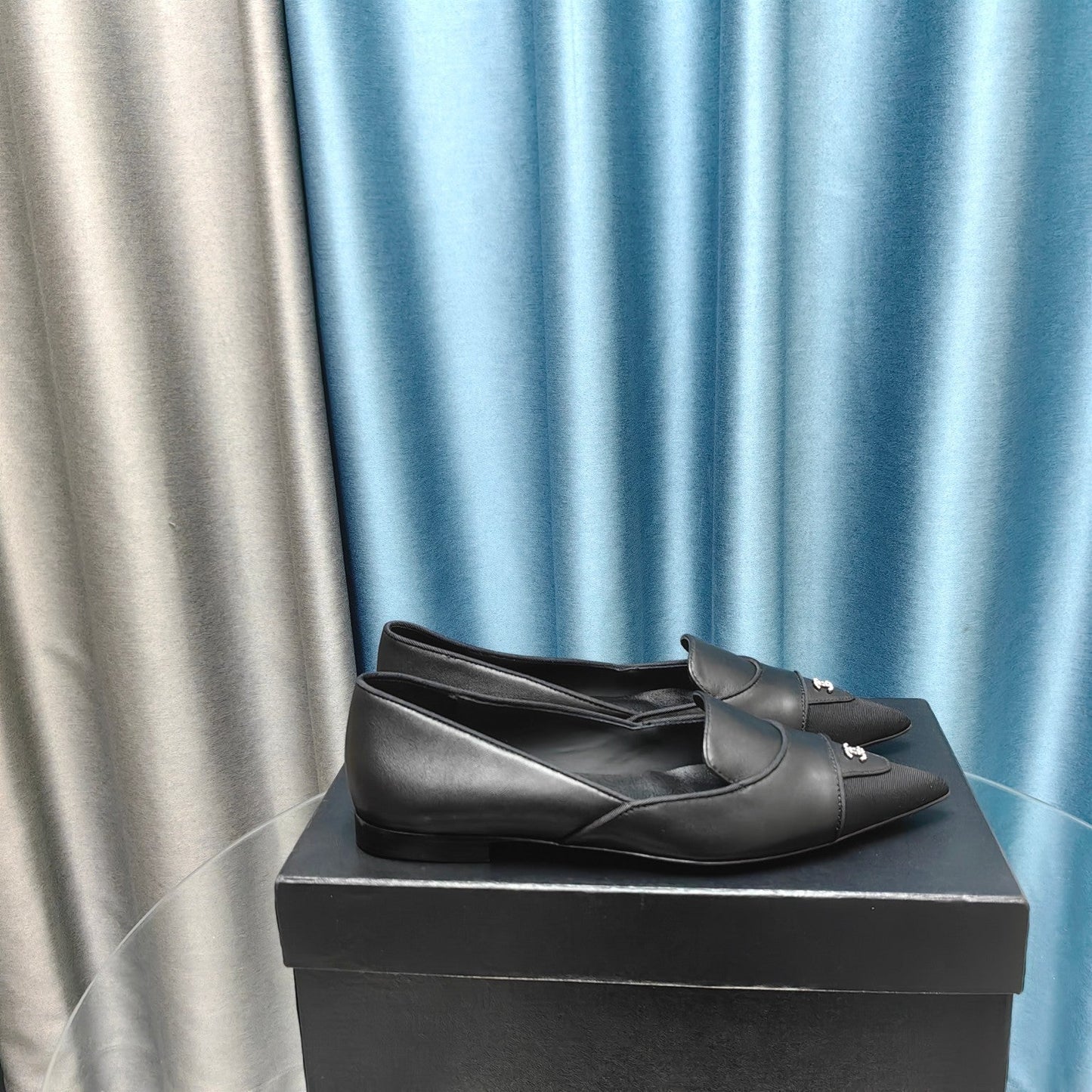 BALLET FLAT BLACK SHEEPSKIN POINTED TOE - 35