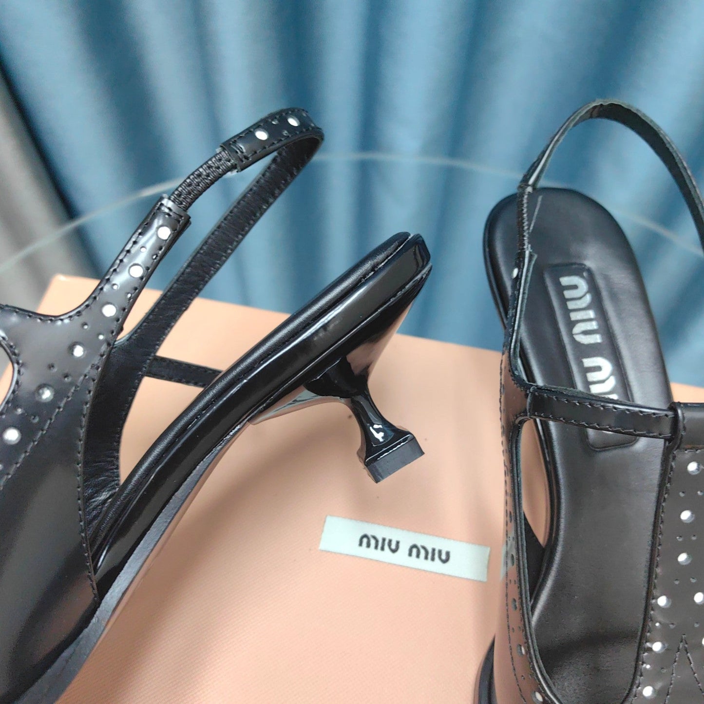 SLINGBACK BLACK LAMBSKIN WITH T- STRAPS - 35