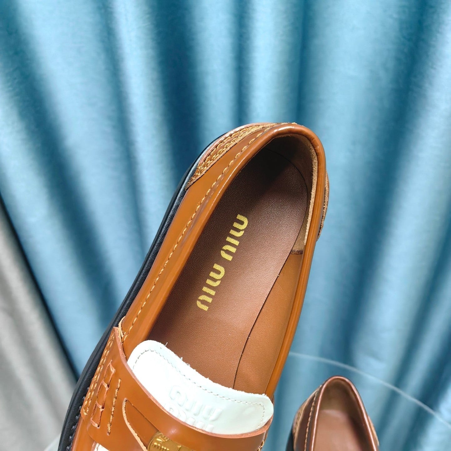 THICK-SOLED LOAFERS SHOES CARAMEL MIX WHITE COWHIDE - 35
