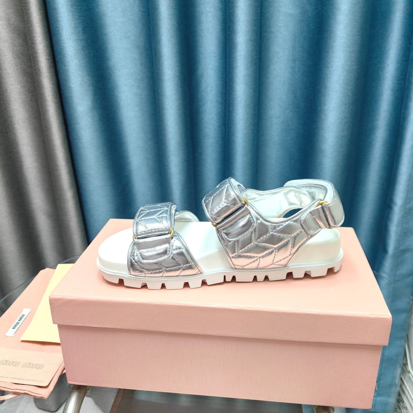 SANDALS WHITE MIX SILVER SHEEPSKIN WITH HORIZONTAL STRAPS - 35