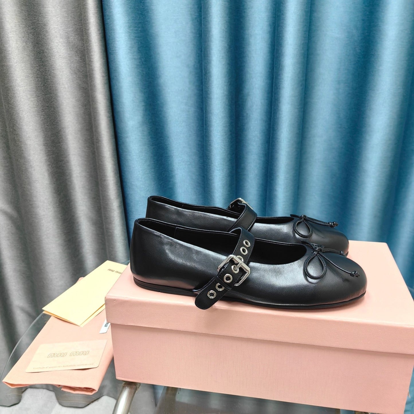 BLACK BALLET SHOES COWHIDE WITH BUTTON - 35