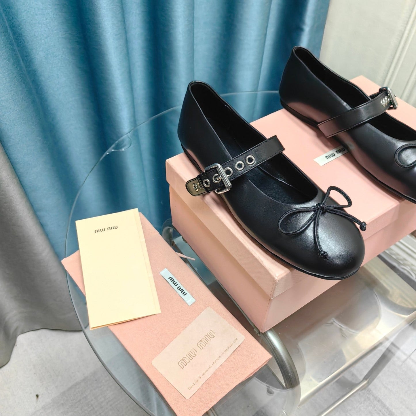 BLACK BALLET SHOES COWHIDE WITH BUTTON - 35