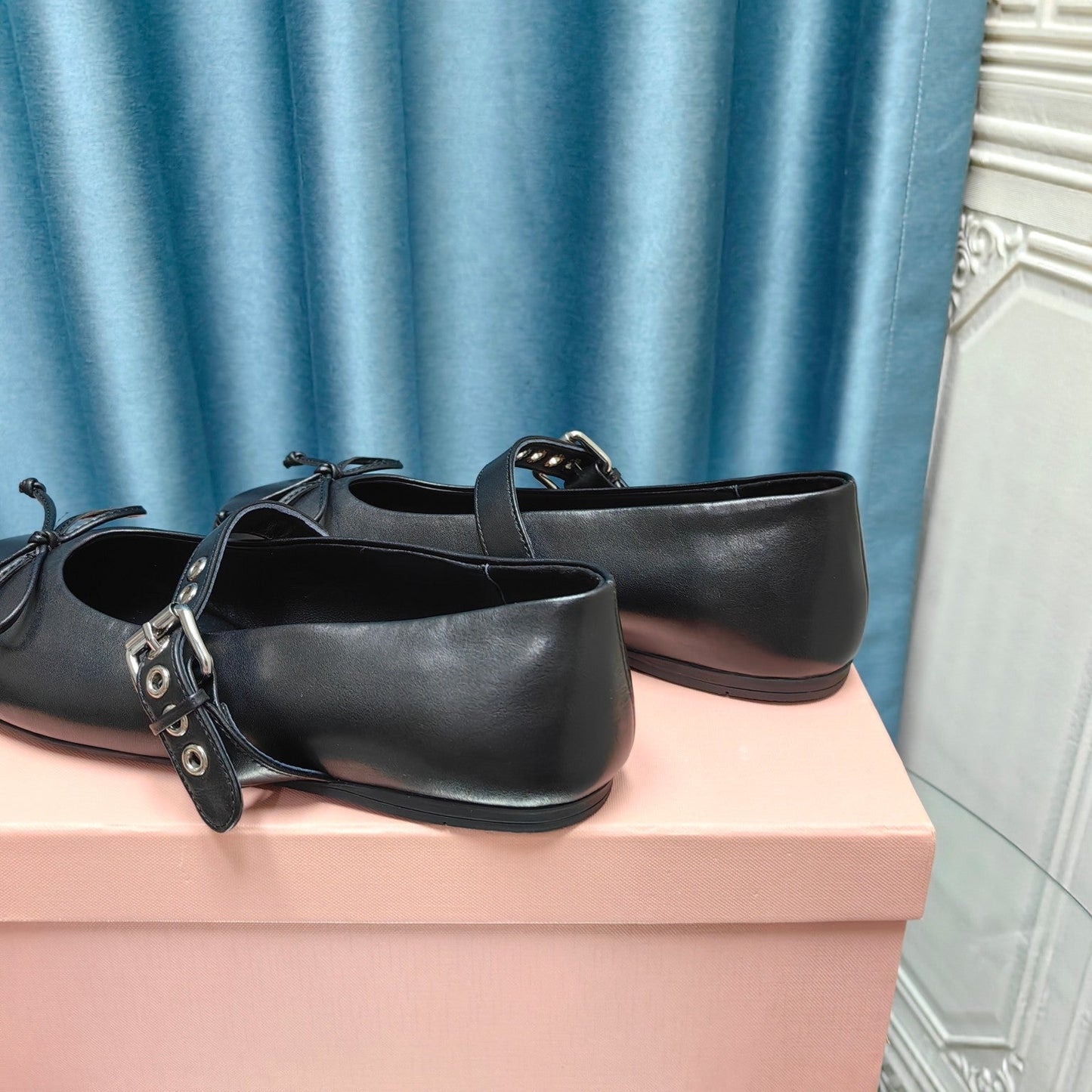 BLACK BALLET SHOES COWHIDE WITH BUTTON - 35