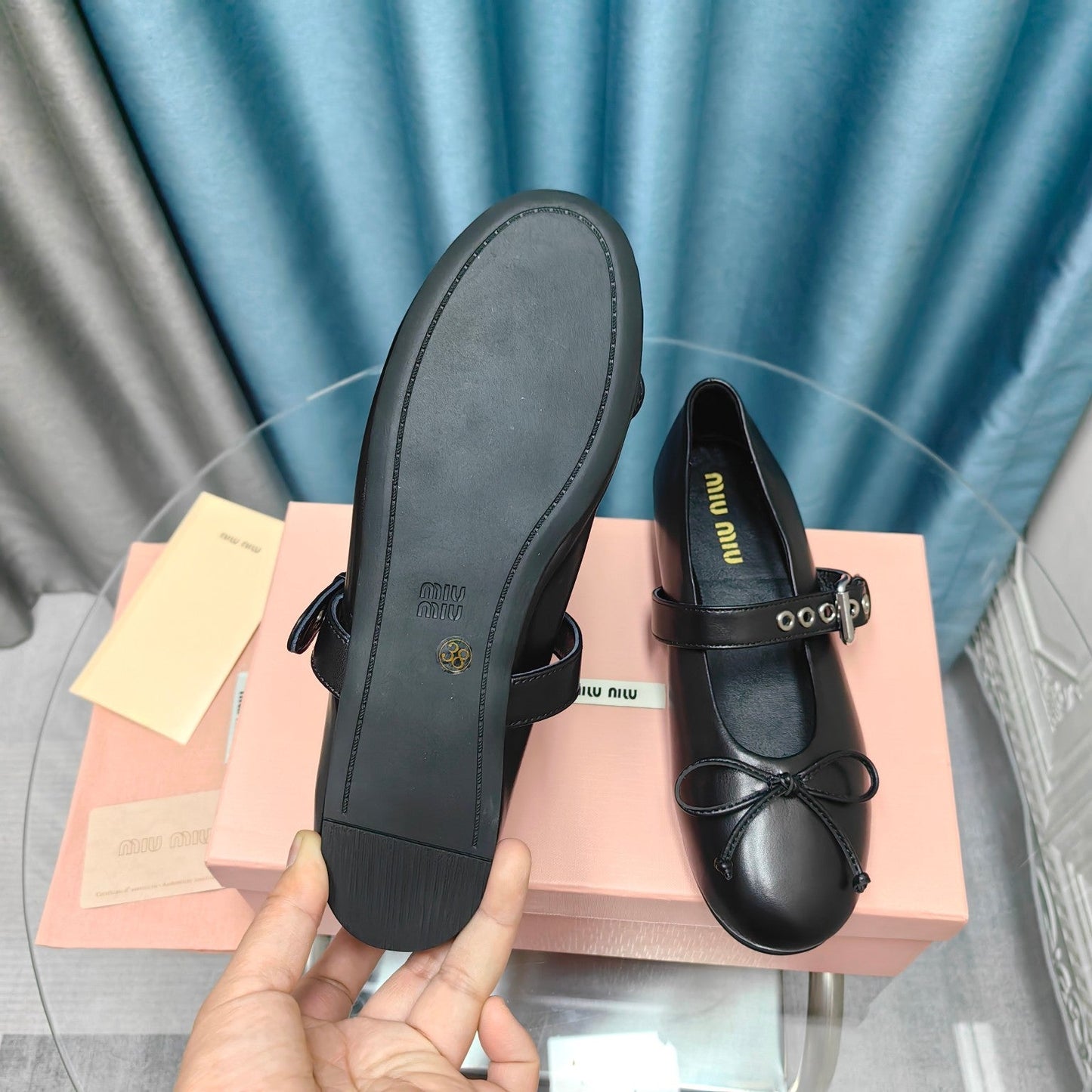 BLACK BALLET SHOES COWHIDE WITH BUTTON - 35