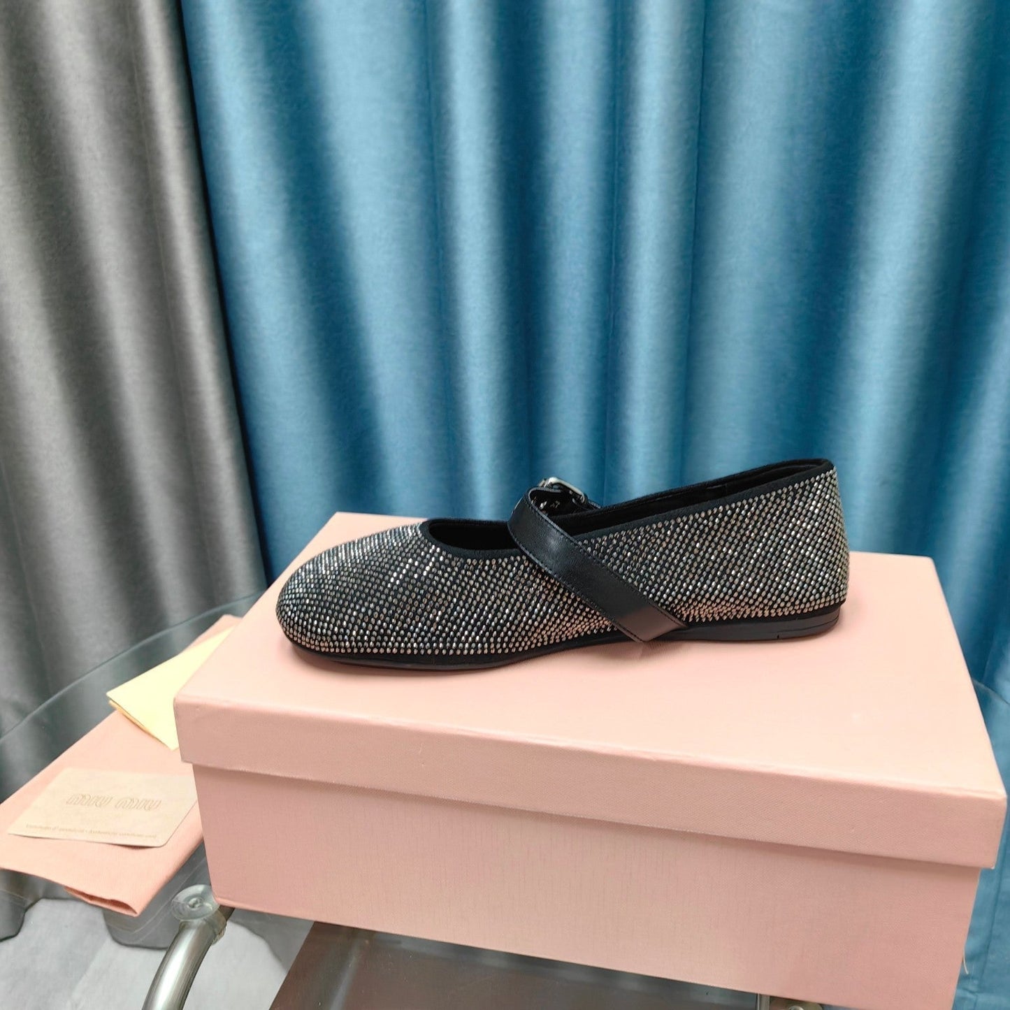 MARY JANE SHOES BLACK COWHIDE - SEQUIN - 35
