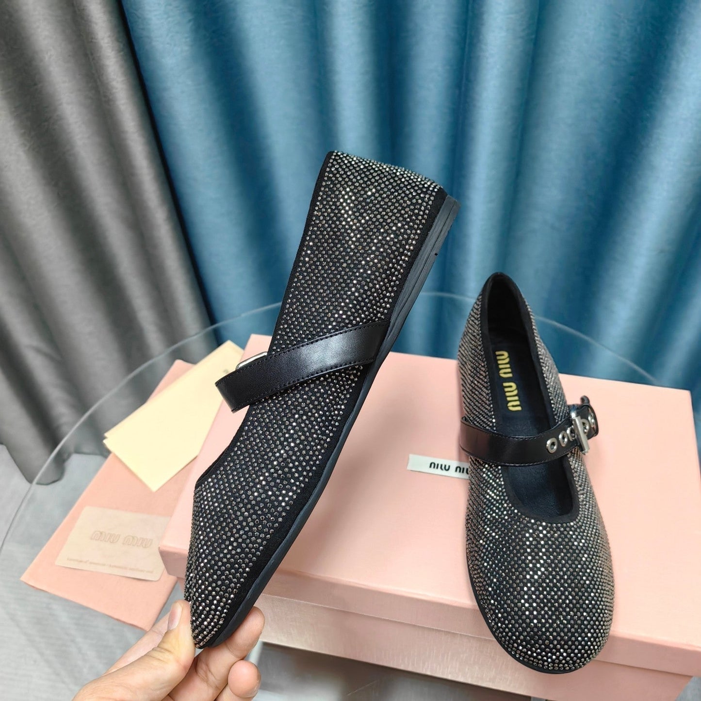 MARY JANE SHOES BLACK COWHIDE - SEQUIN - 35