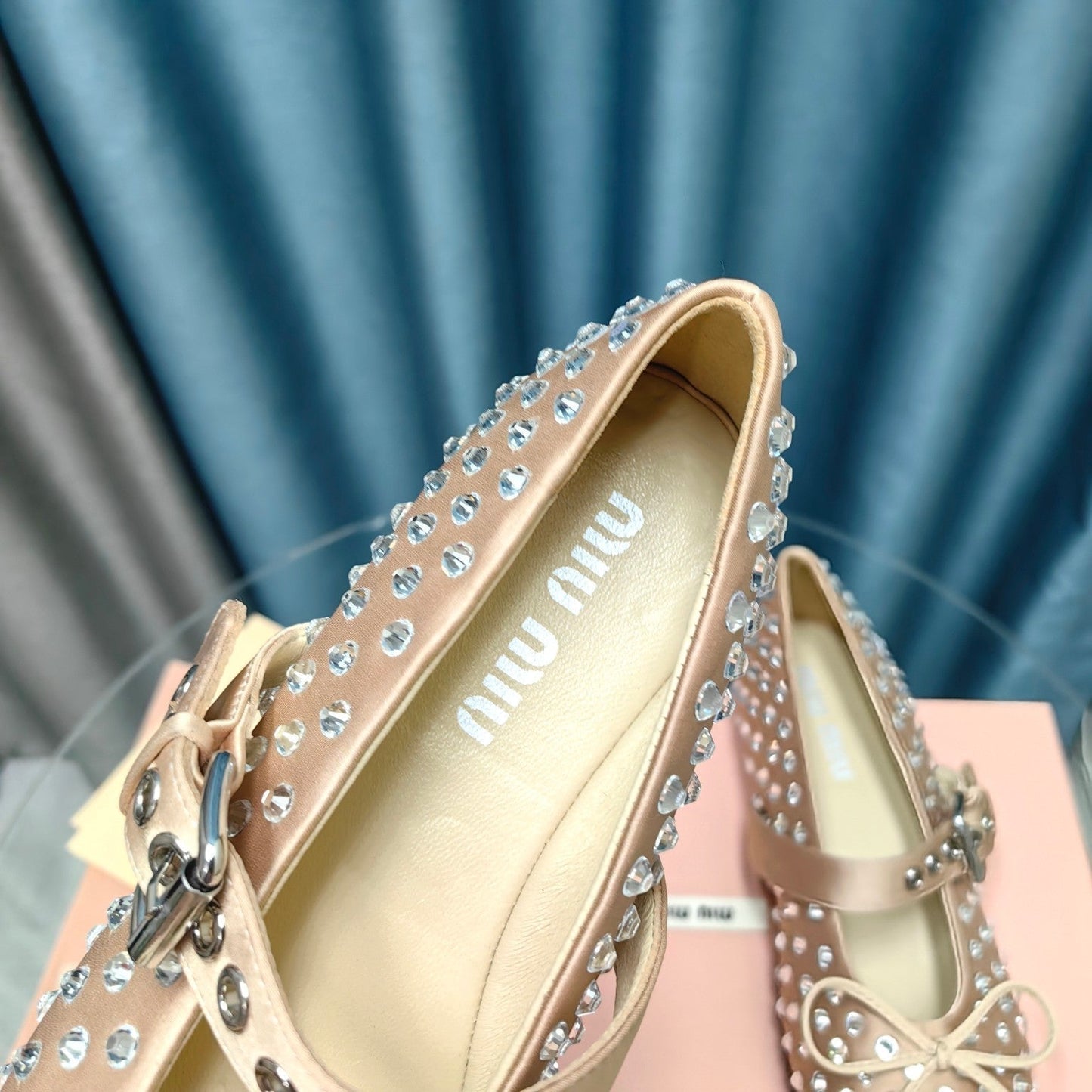 MARY JANE SHOES METALLIC GOLD COWHIDE WITH DIAMOND - 35