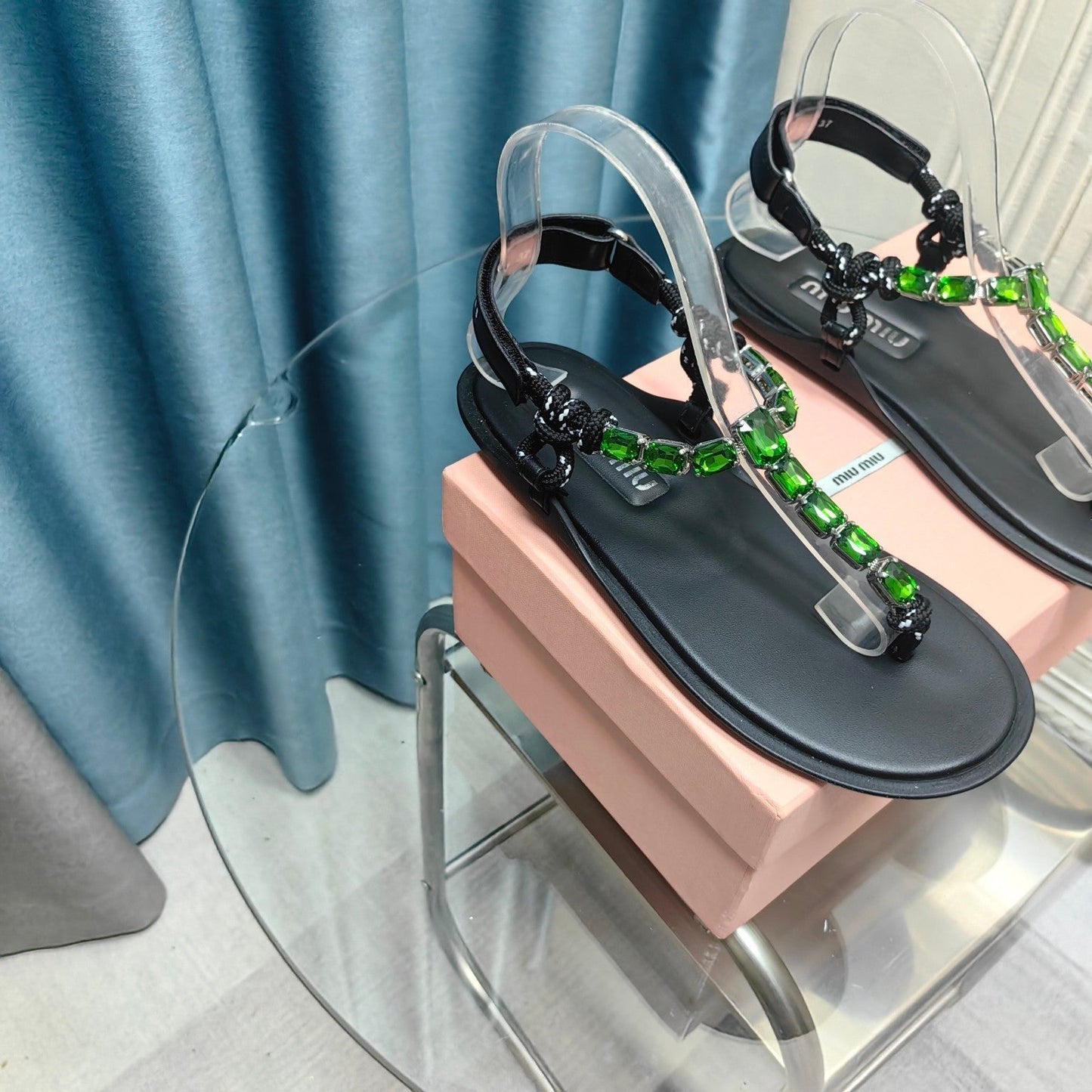 FLIP-FLOPS BLACK COWHIDE WITH CRYSTALS-KELLY GREEN - 34