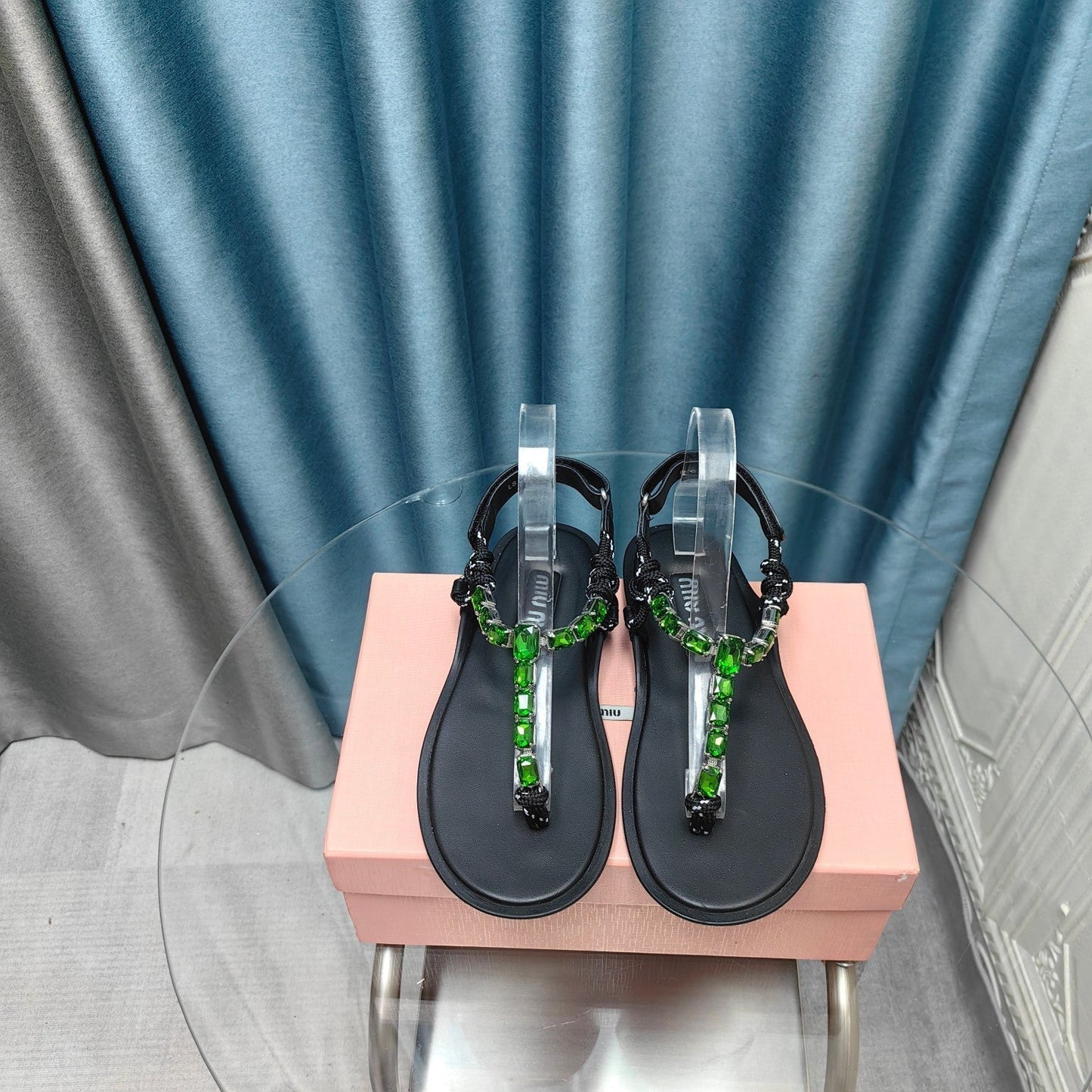 FLIP-FLOPS BLACK COWHIDE WITH CRYSTALS-KELLY GREEN - 34