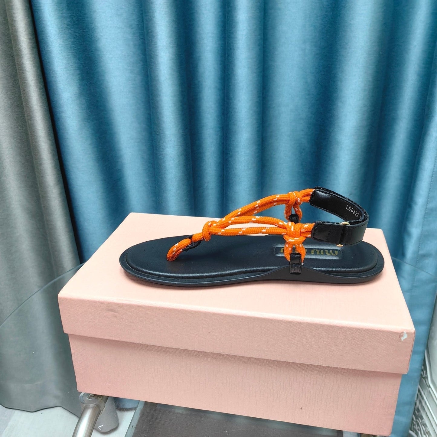 FLIP-FLOPS SANDAL BLACK SHEEPSKIN WITH ORANGE STRAP - 34