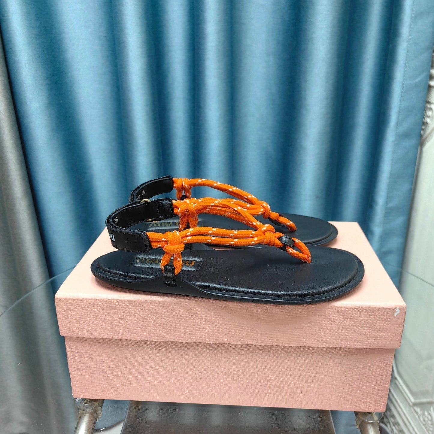 FLIP-FLOPS SANDAL BLACK SHEEPSKIN WITH ORANGE STRAP - 34