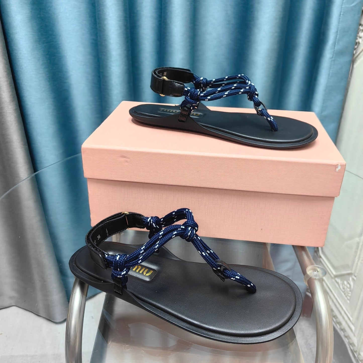FLIP-FLOPS SANDAL BLACK SHEEPSKIN WITH NAVY STRAP - 34