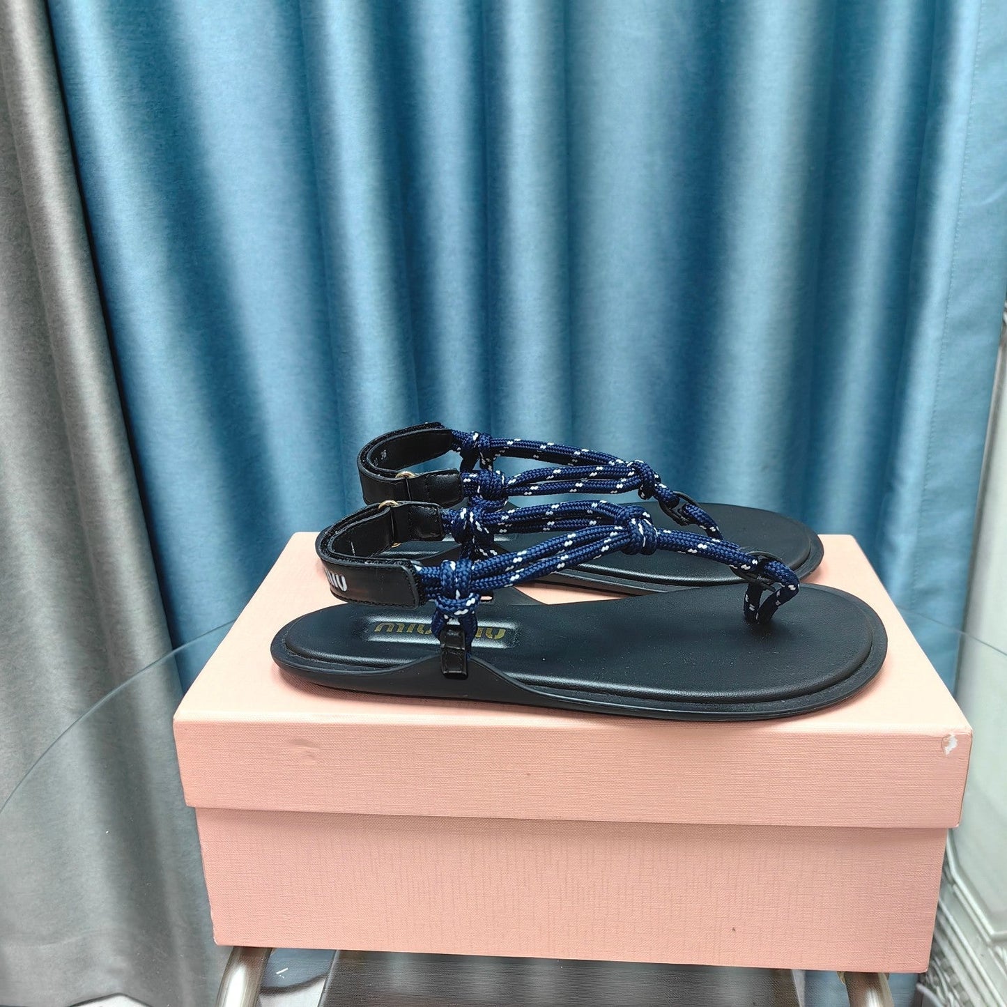 FLIP-FLOPS SANDAL BLACK SHEEPSKIN WITH NAVY STRAP - 34