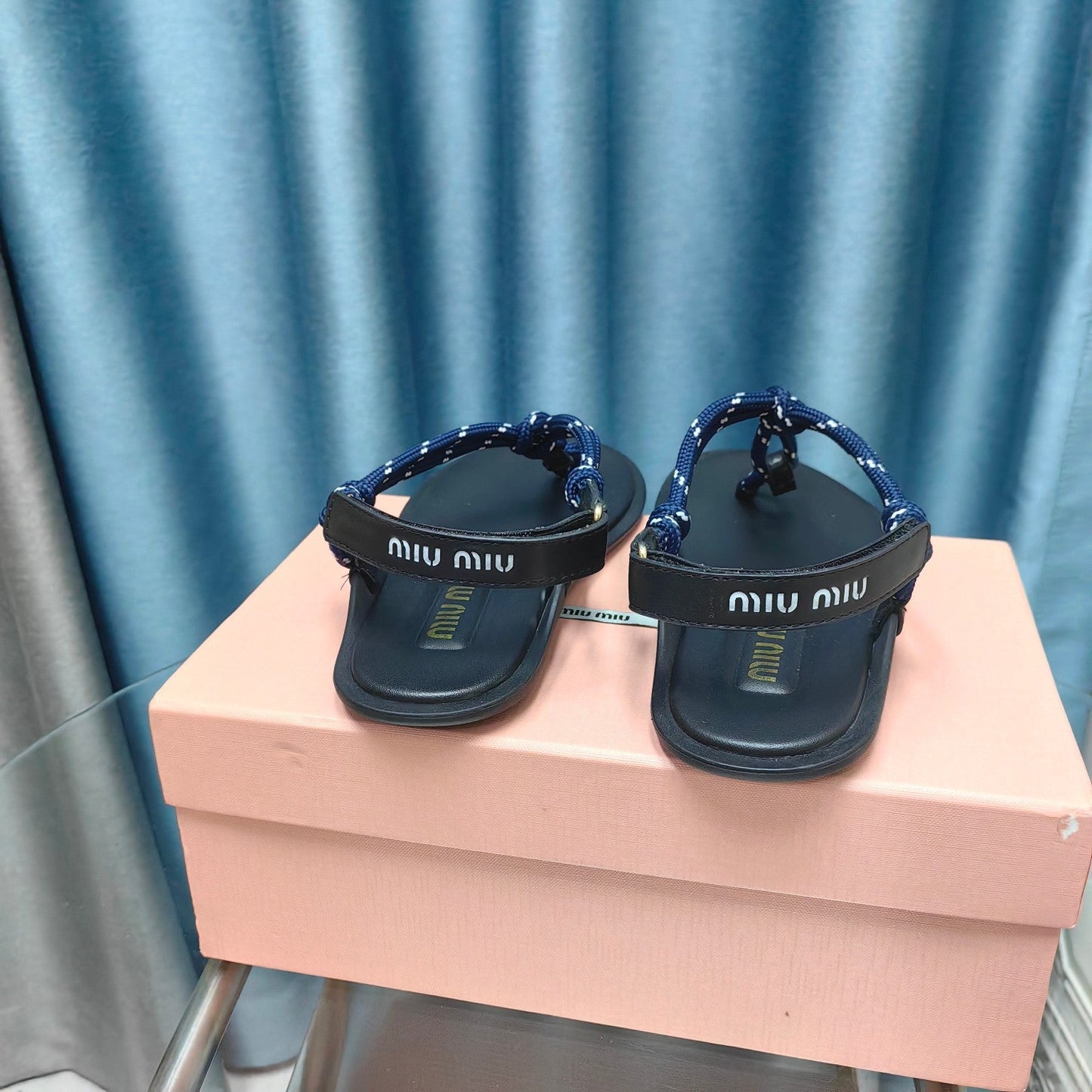FLIP-FLOPS SANDAL BLACK SHEEPSKIN WITH NAVY STRAP - 34