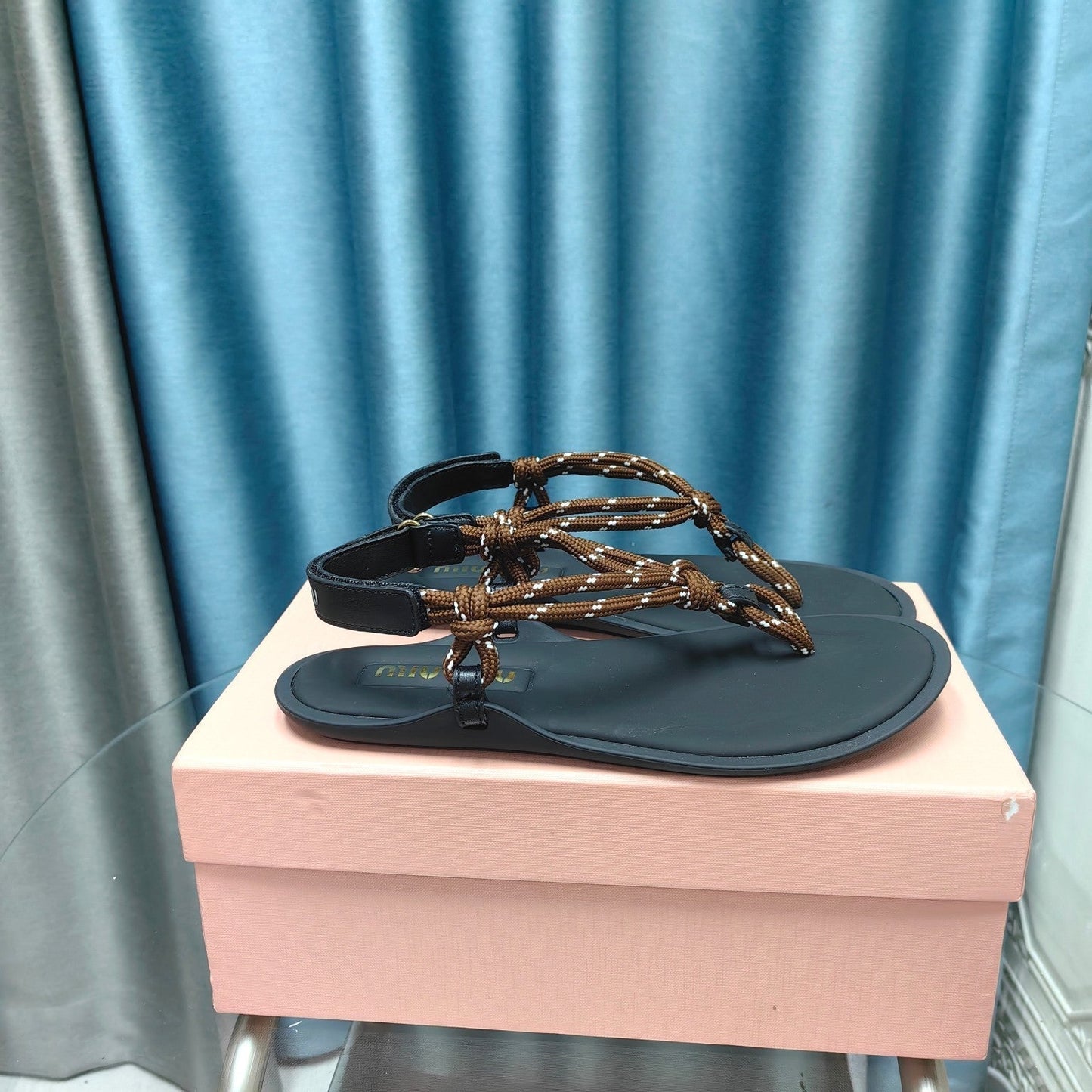 FLIP-FLOPS SANDAL BLACK SHEEPSKIN WITH BROWN STRAP - 34