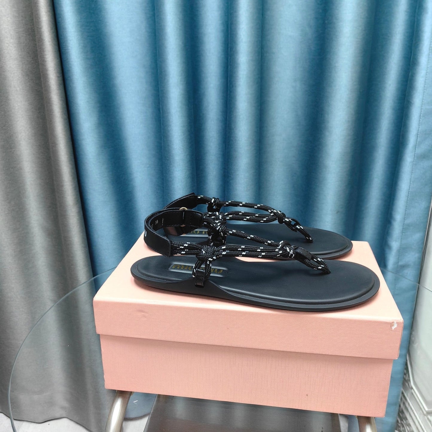 FLIP-FLOPS SANDAL BLACK SHEEPSKIN WITH BLACK STRAP - 34