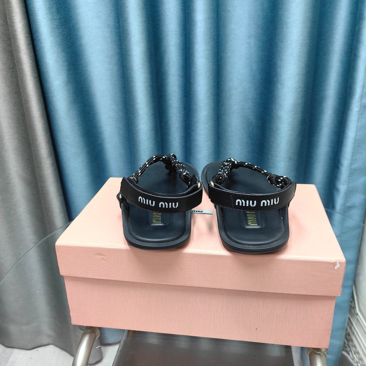 FLIP-FLOPS SANDAL BLACK SHEEPSKIN WITH BLACK STRAP - 34