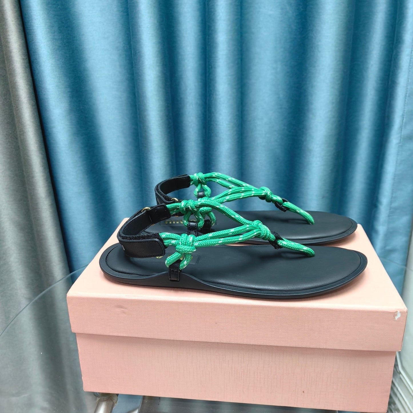 FLIP-FLOPS SANDAL BLACK SHEEPSKIN WITH BRIGHT BLUE STRAP - 34