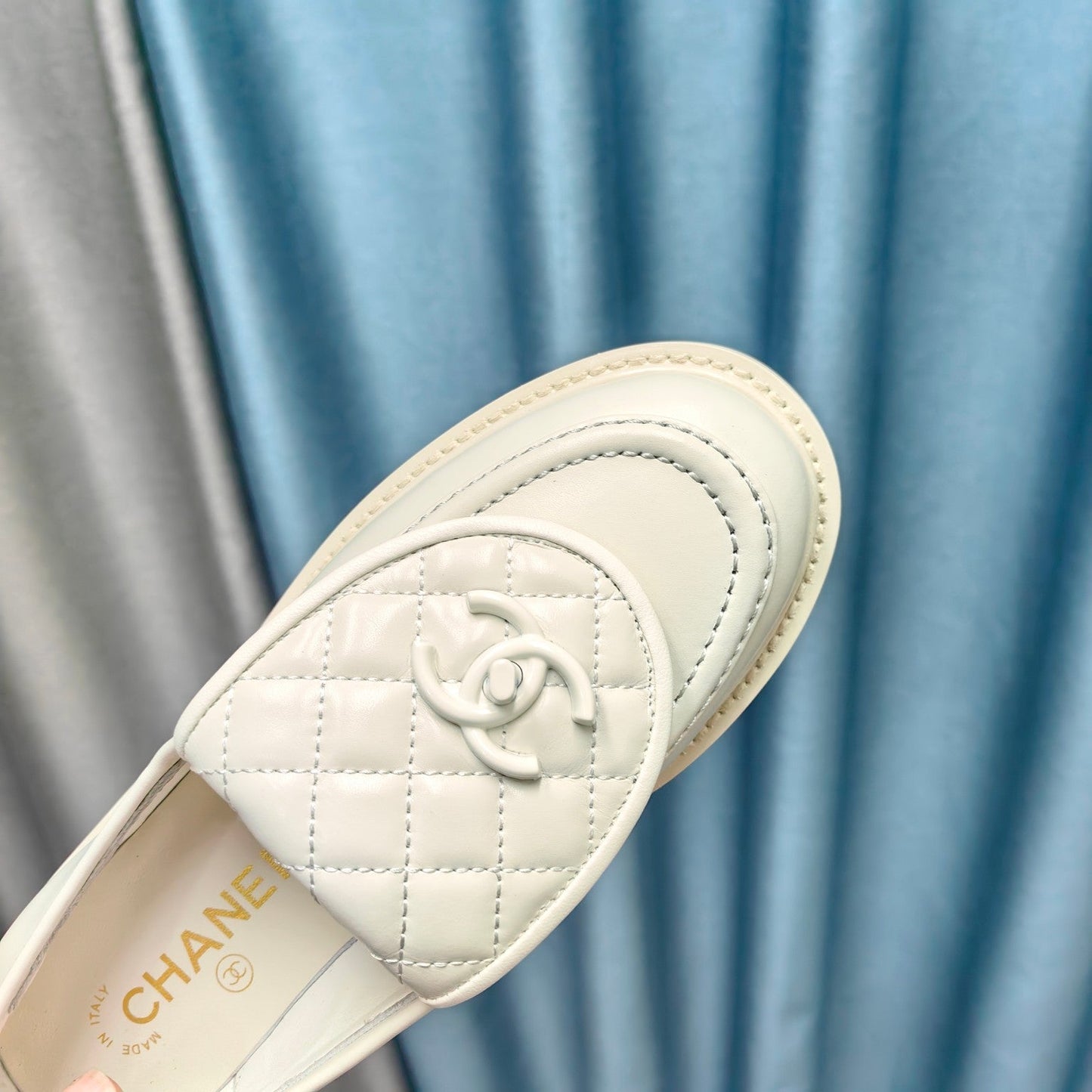 MOCCASINS WHITE QUILTED LAMBSKIN - 35