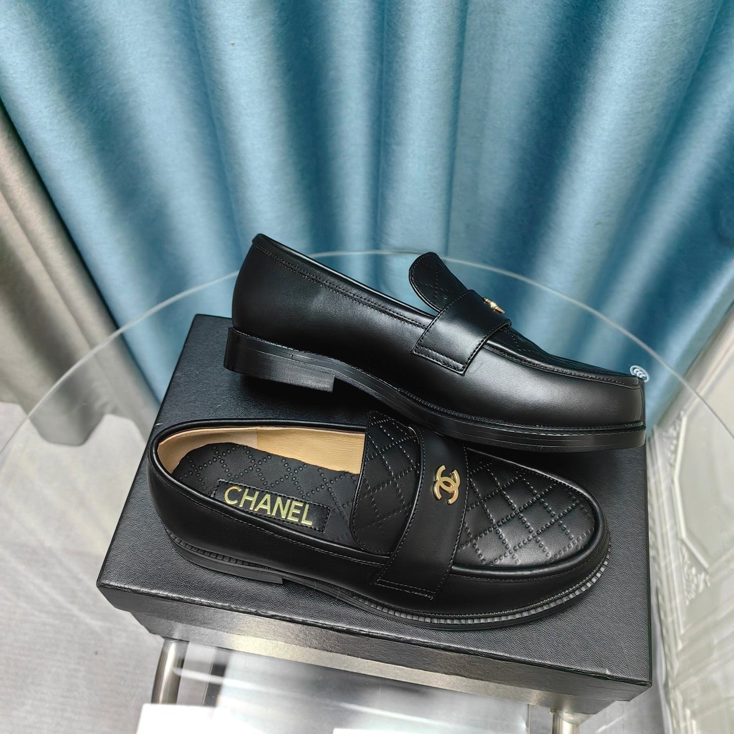 MOCCASINS BLACK QUILTED CALFSKIN - 35