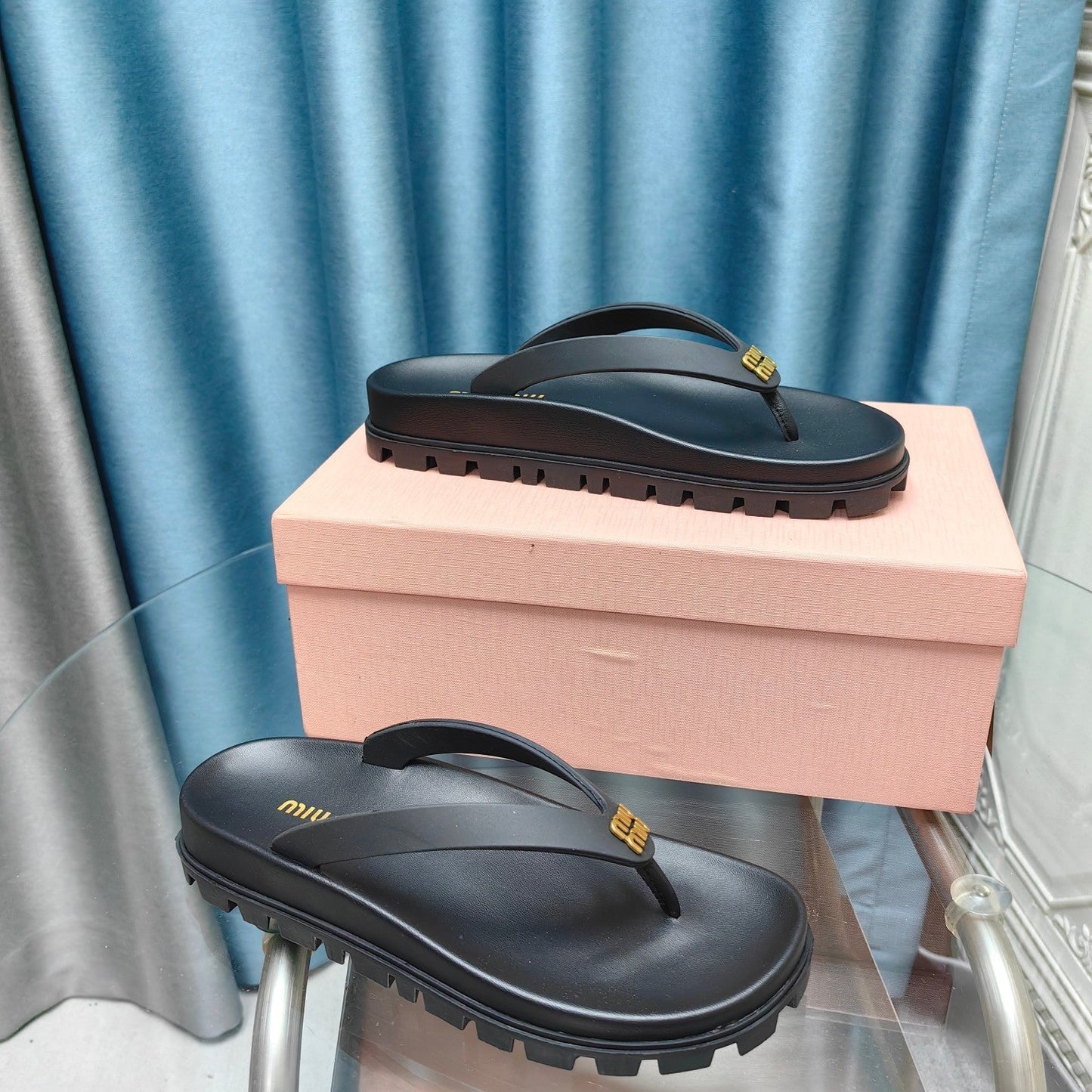 Flip Flop Sandals Black Calfskin - 34
