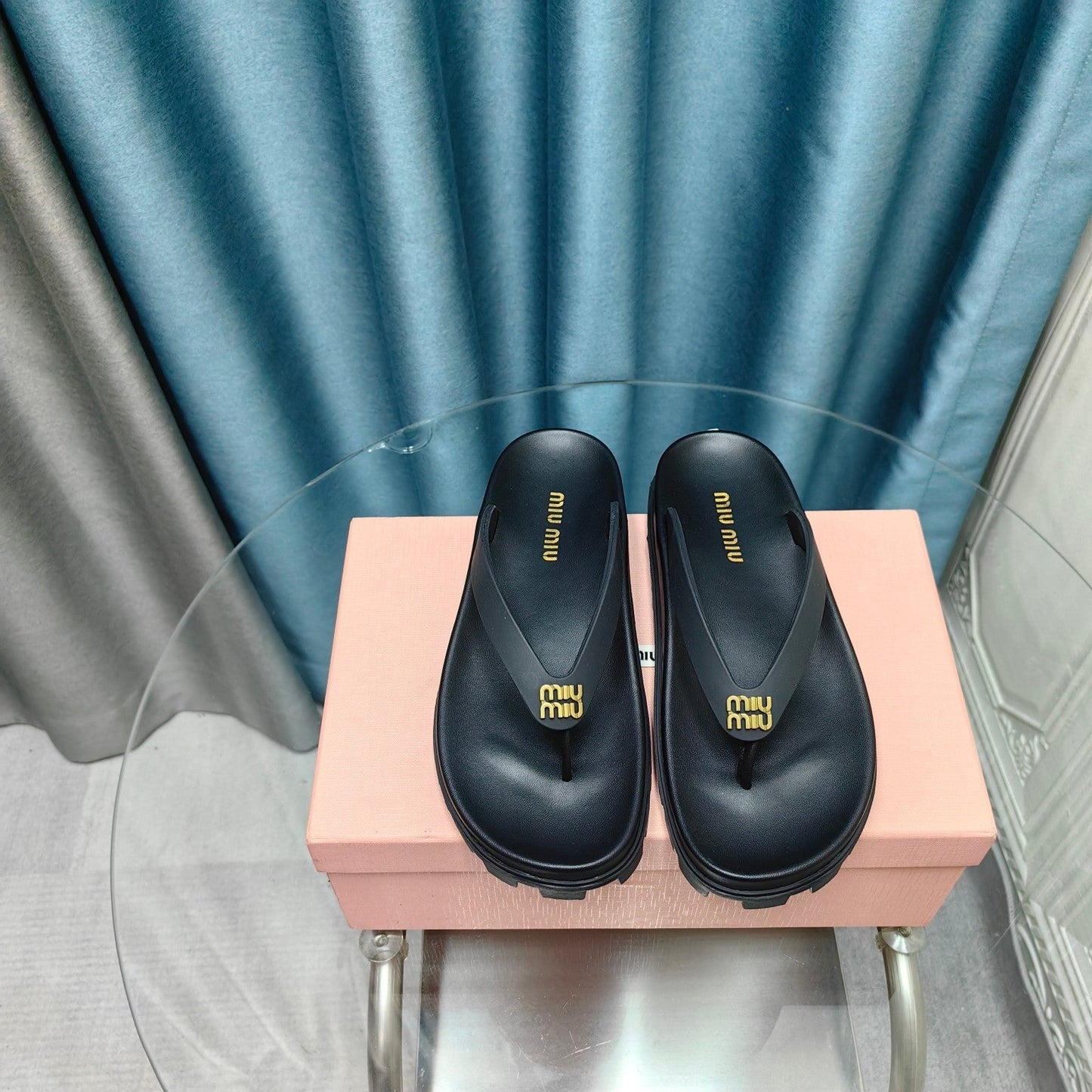Flip Flop Sandals Black Calfskin - 34