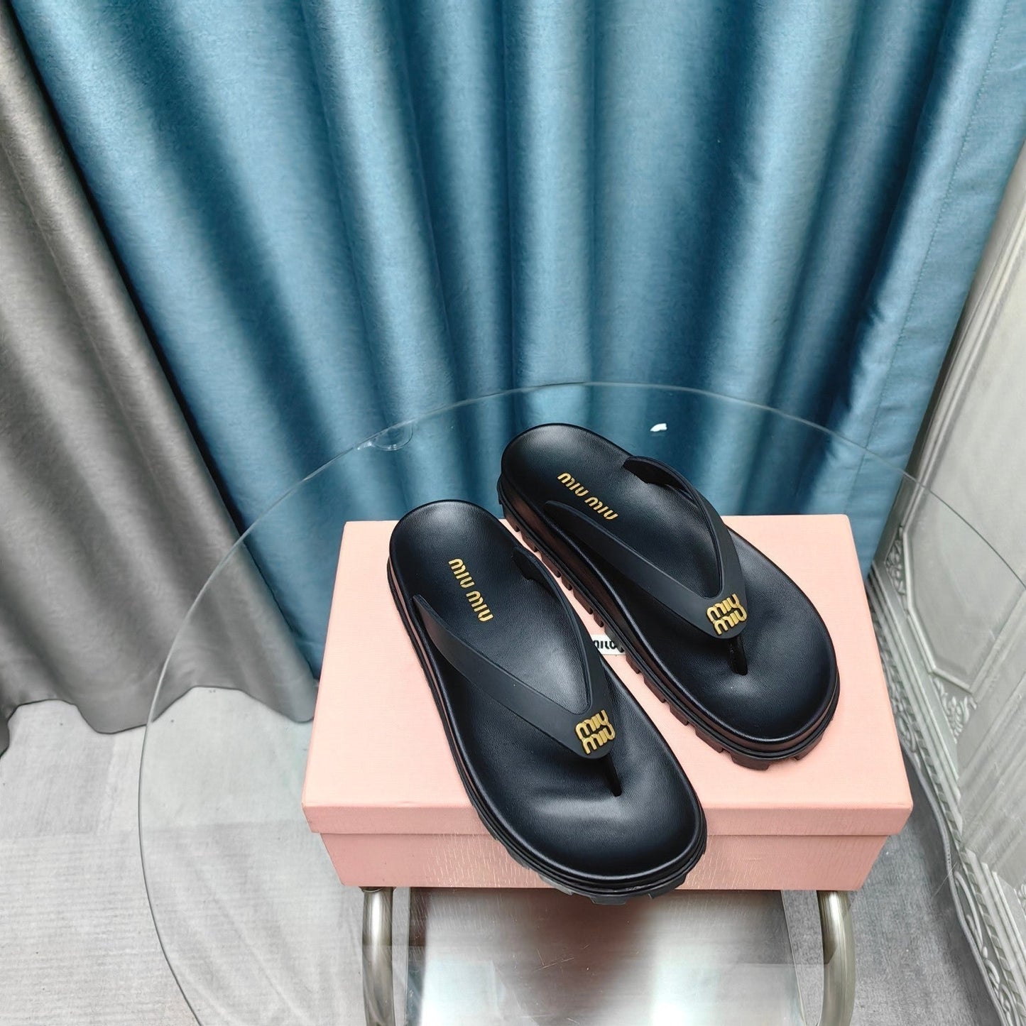 Flip Flop Sandals Black Calfskin - 34