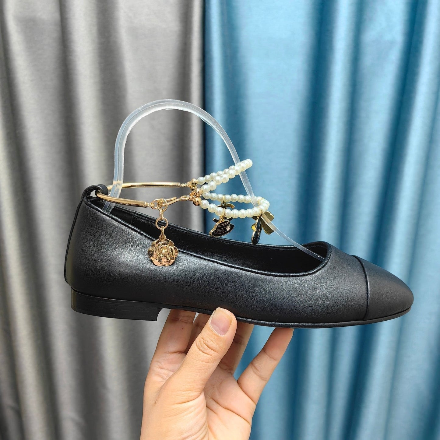 MARY JANE WITH PEARL STRAP IN BLACK LAMBSKIN - 35