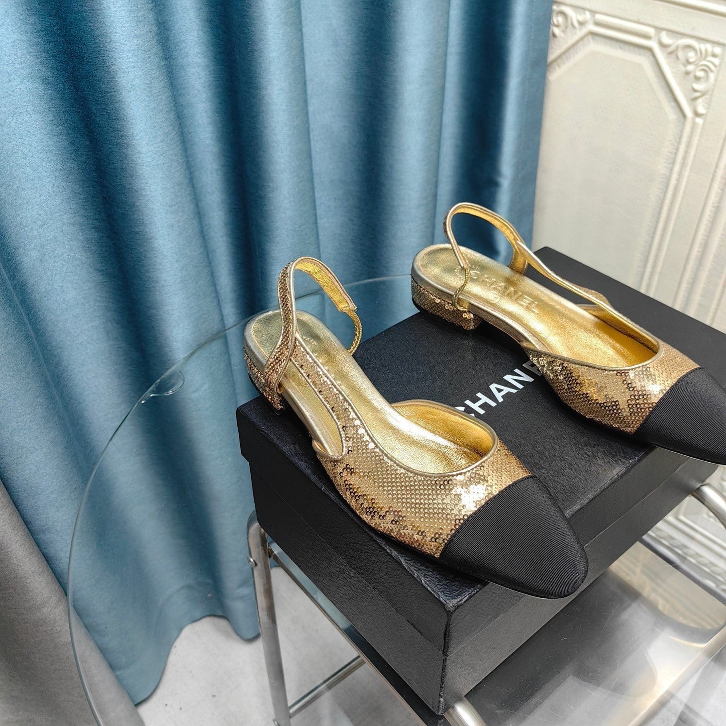 SLINGBACKS IN GLITTER GOLDEN LAMBSKIN - 34