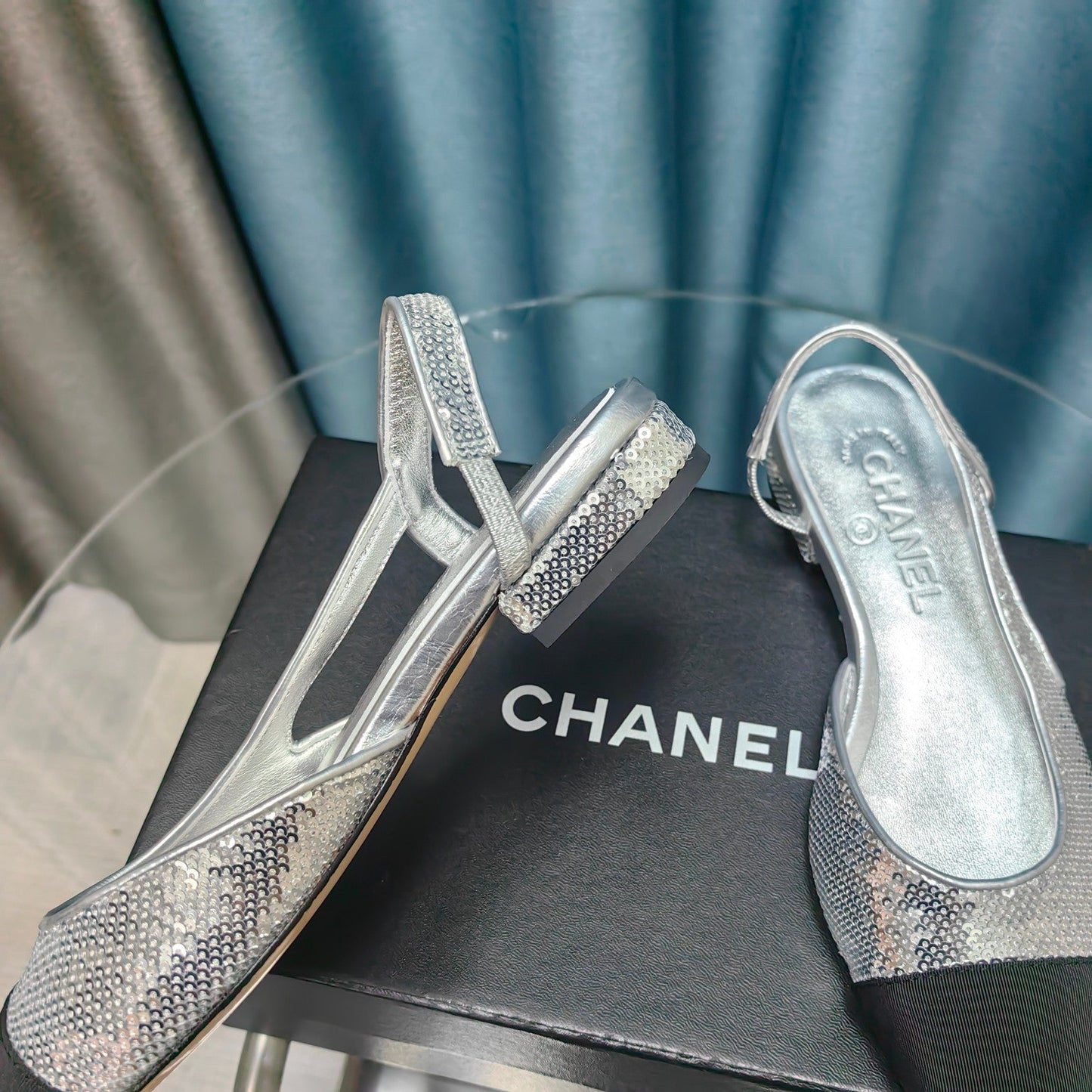 SLINGBACKS IN GLITTER SILVER LAMBSKIN - 34