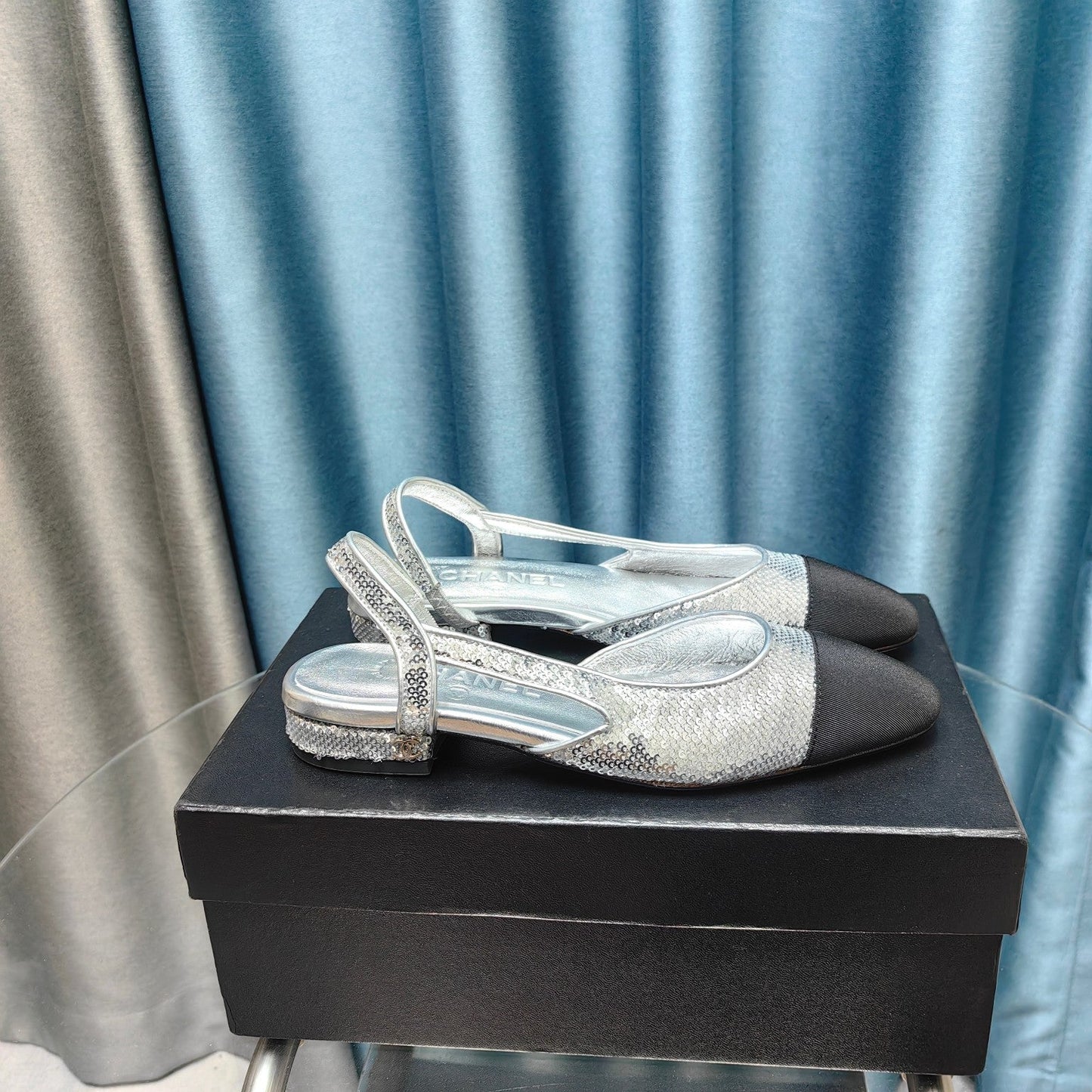 SLINGBACKS IN GLITTER SILVER LAMBSKIN - 34