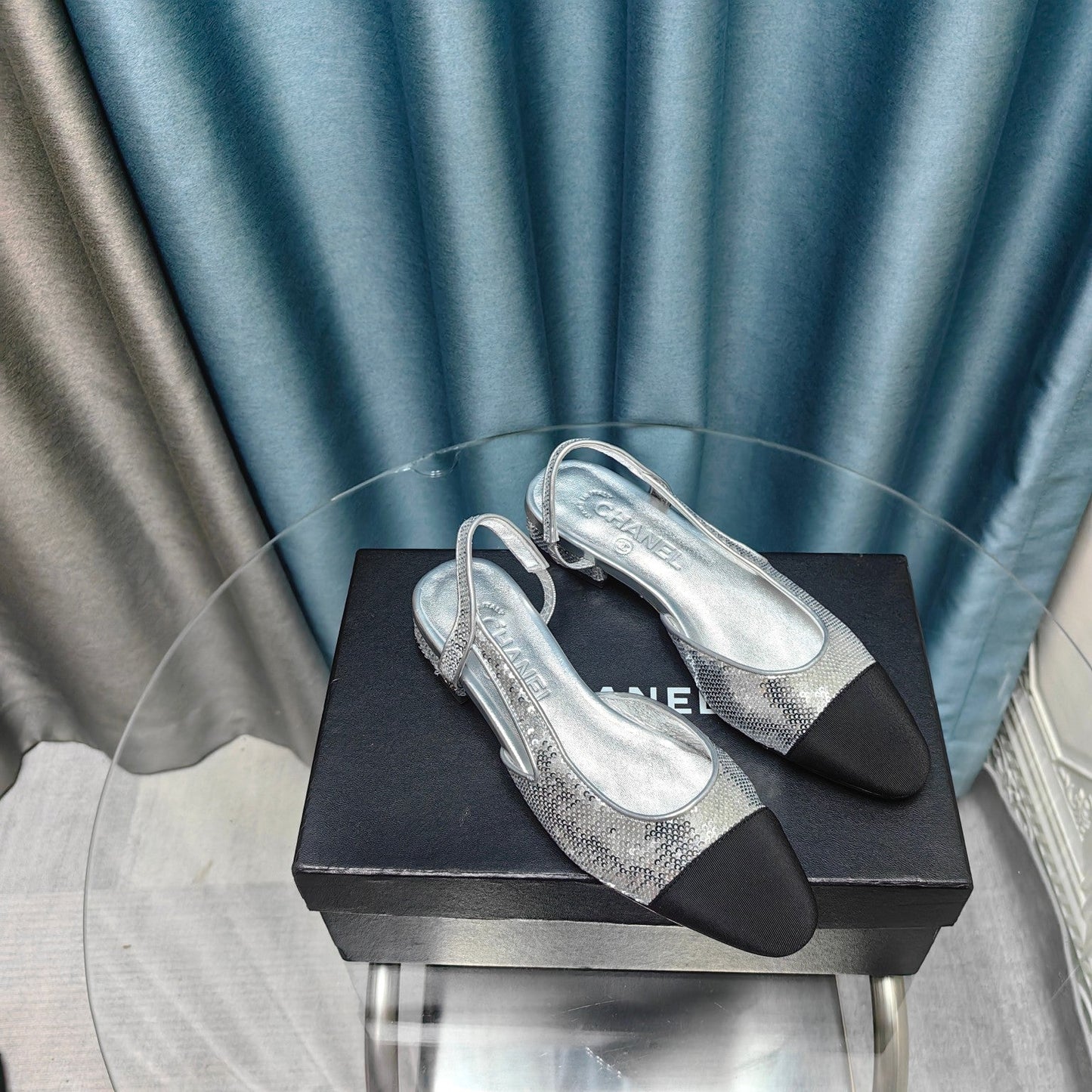 SLINGBACKS IN GLITTER SILVER LAMBSKIN - 34