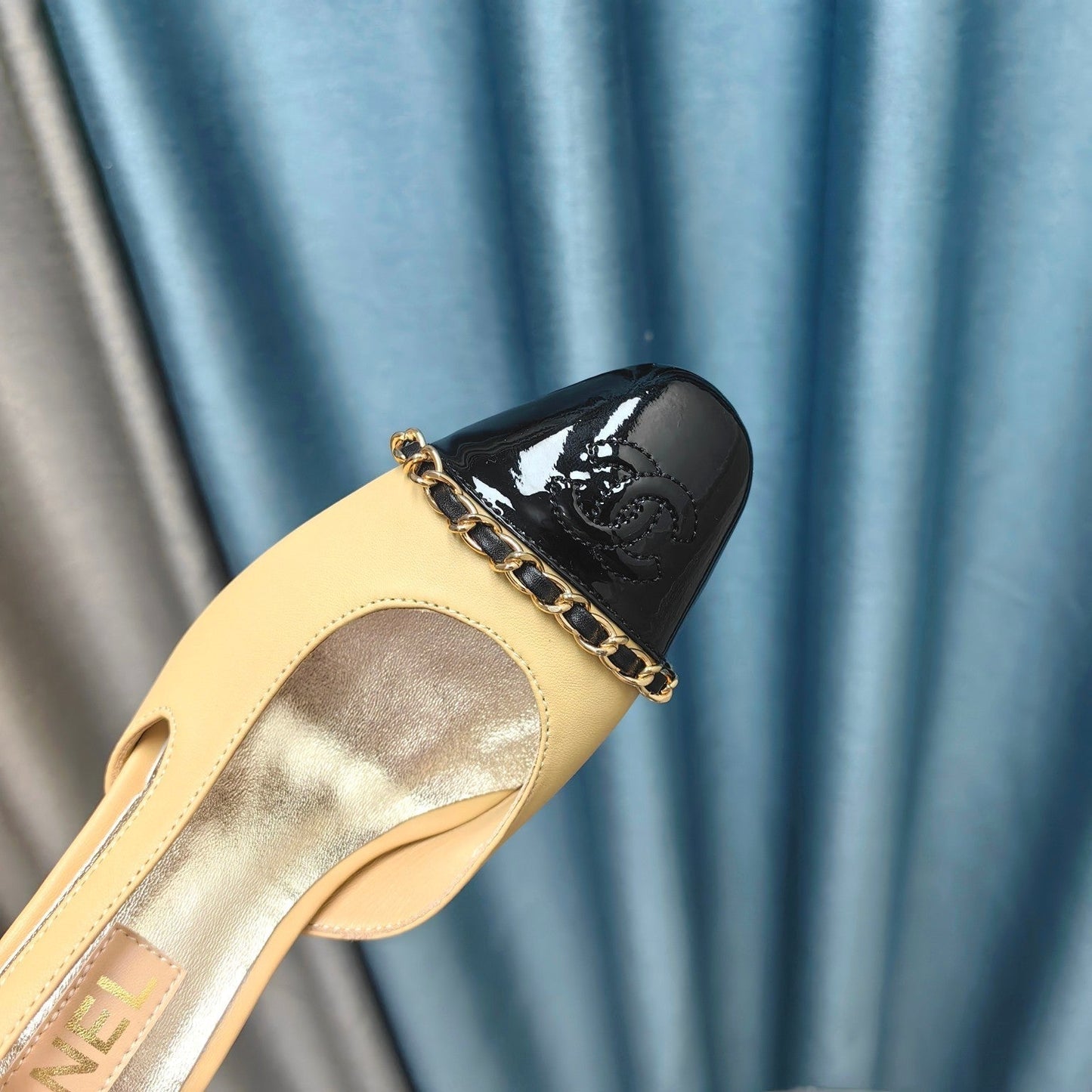 HIGH SLINGBACKS IN DARK CREAM MIX BLACK LAMBSKIN - 34