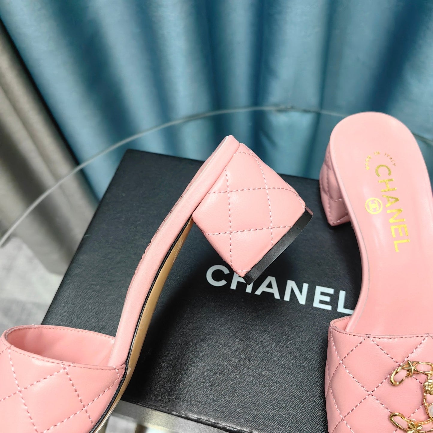 MULE SLIDE SANDAL IN LIGHT PINK LAMBSKIN - 35