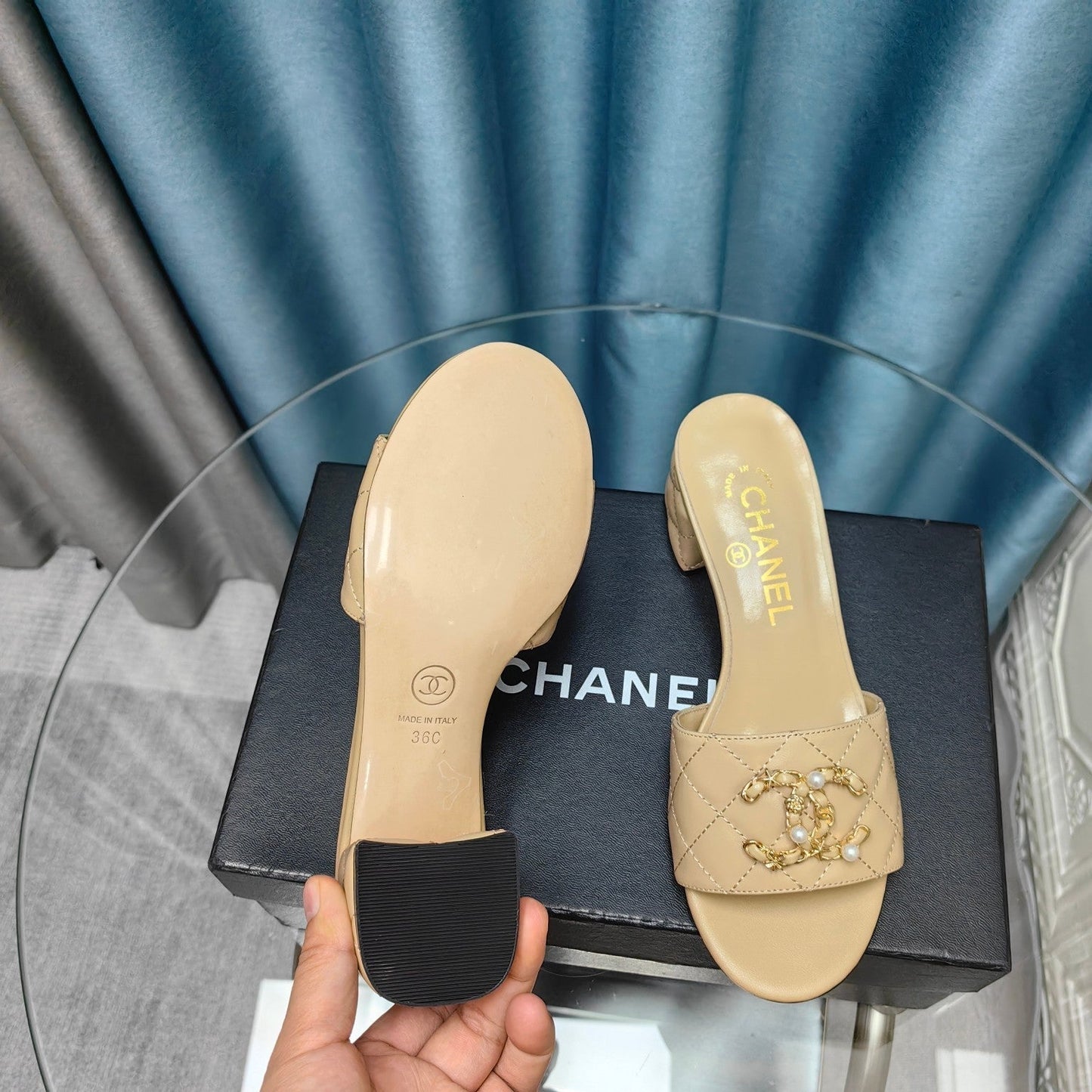 MULE SLIDE SANDAL IN BEIGE CREAM LAMBSKIN - 35