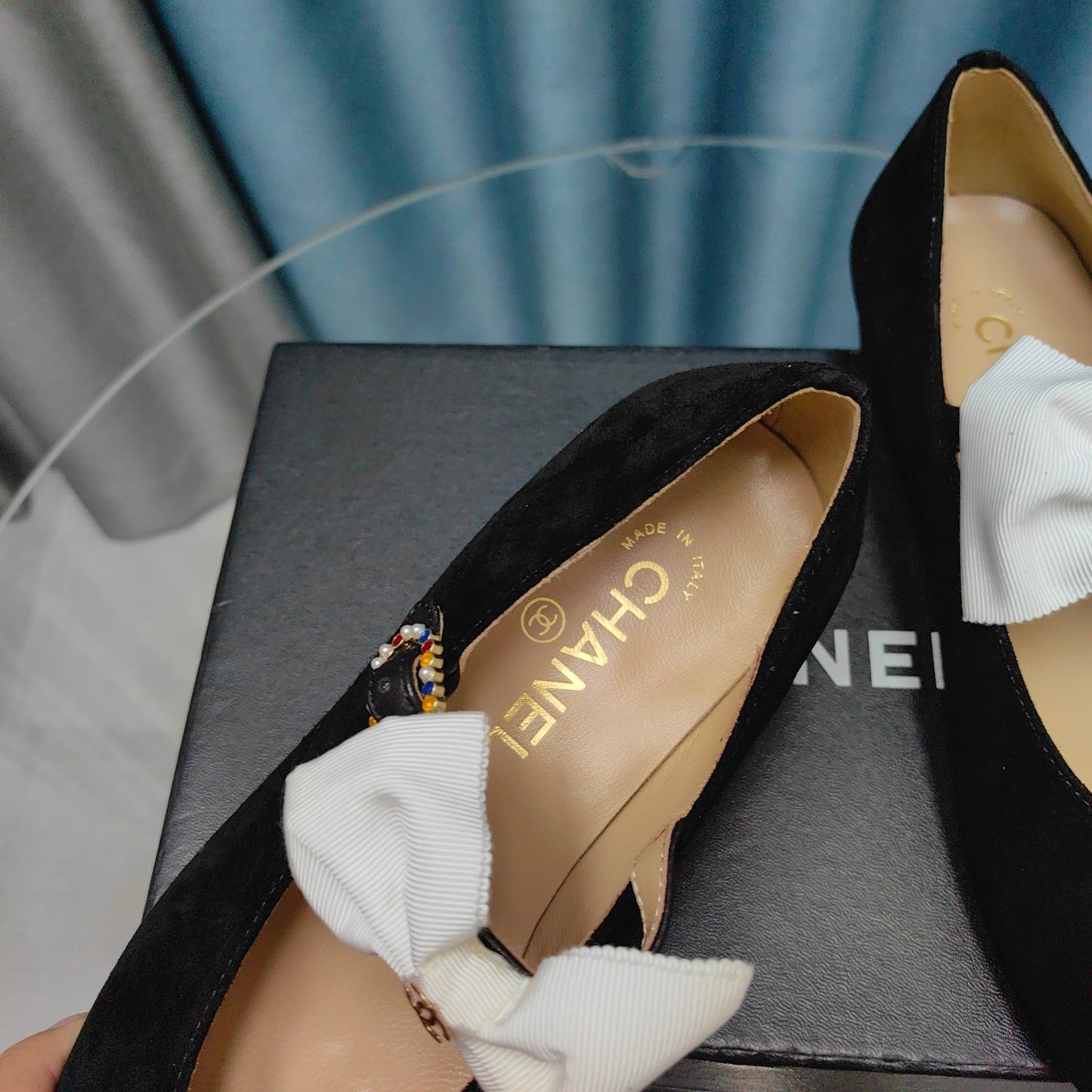 MARY JANE SHOES BLACK SUEDE WITH WHITE BOW - 35