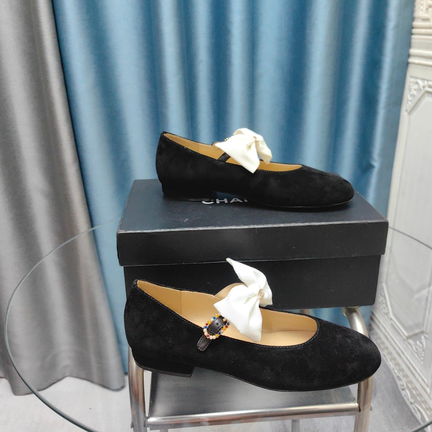 MARY JANE SHOES BLACK SUEDE WITH WHITE BOW - 35