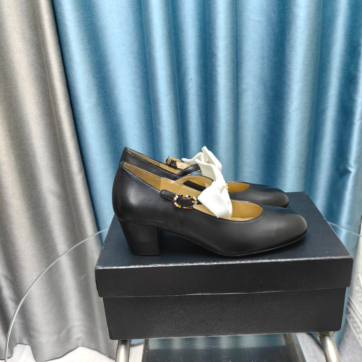 HIGH MARY JANE SHOES BLACK SHEEPSKIN WITH WHITE BOW - 35