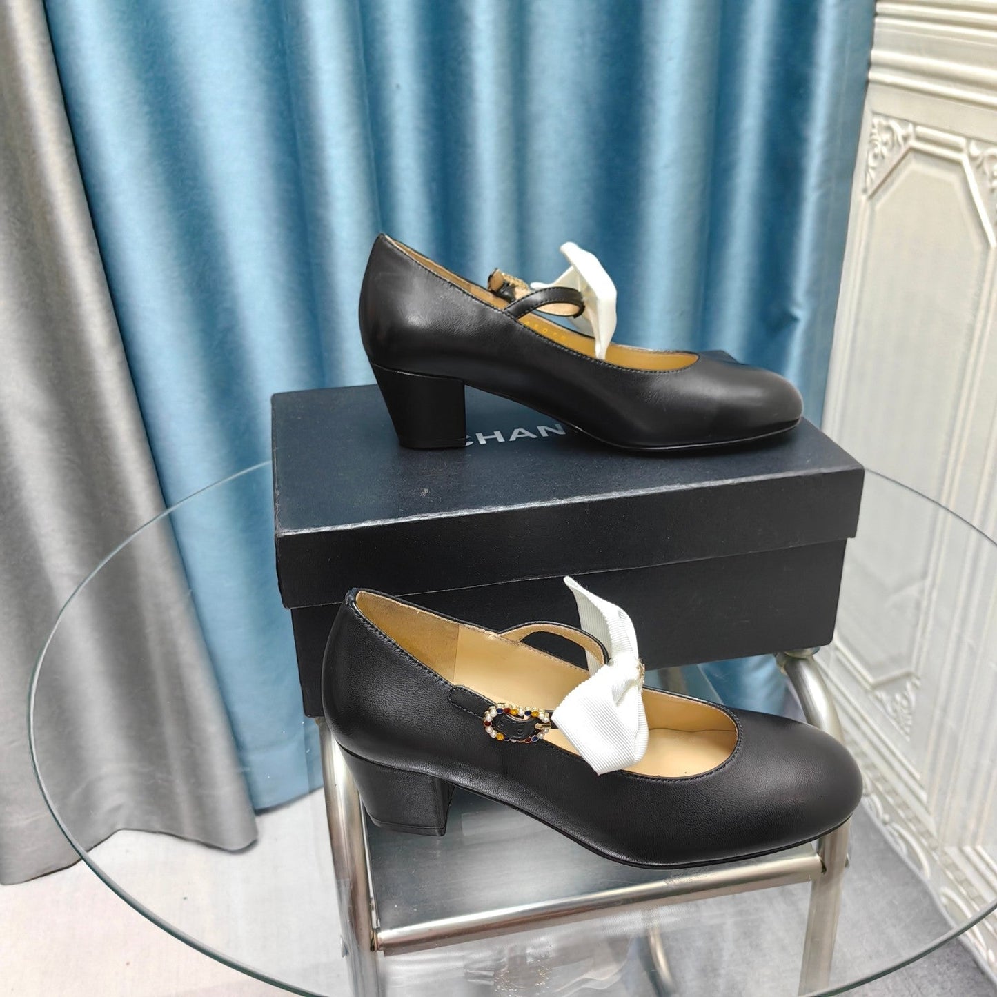 HIGH MARY JANE SHOES BLACK SHEEPSKIN WITH WHITE BOW - 35