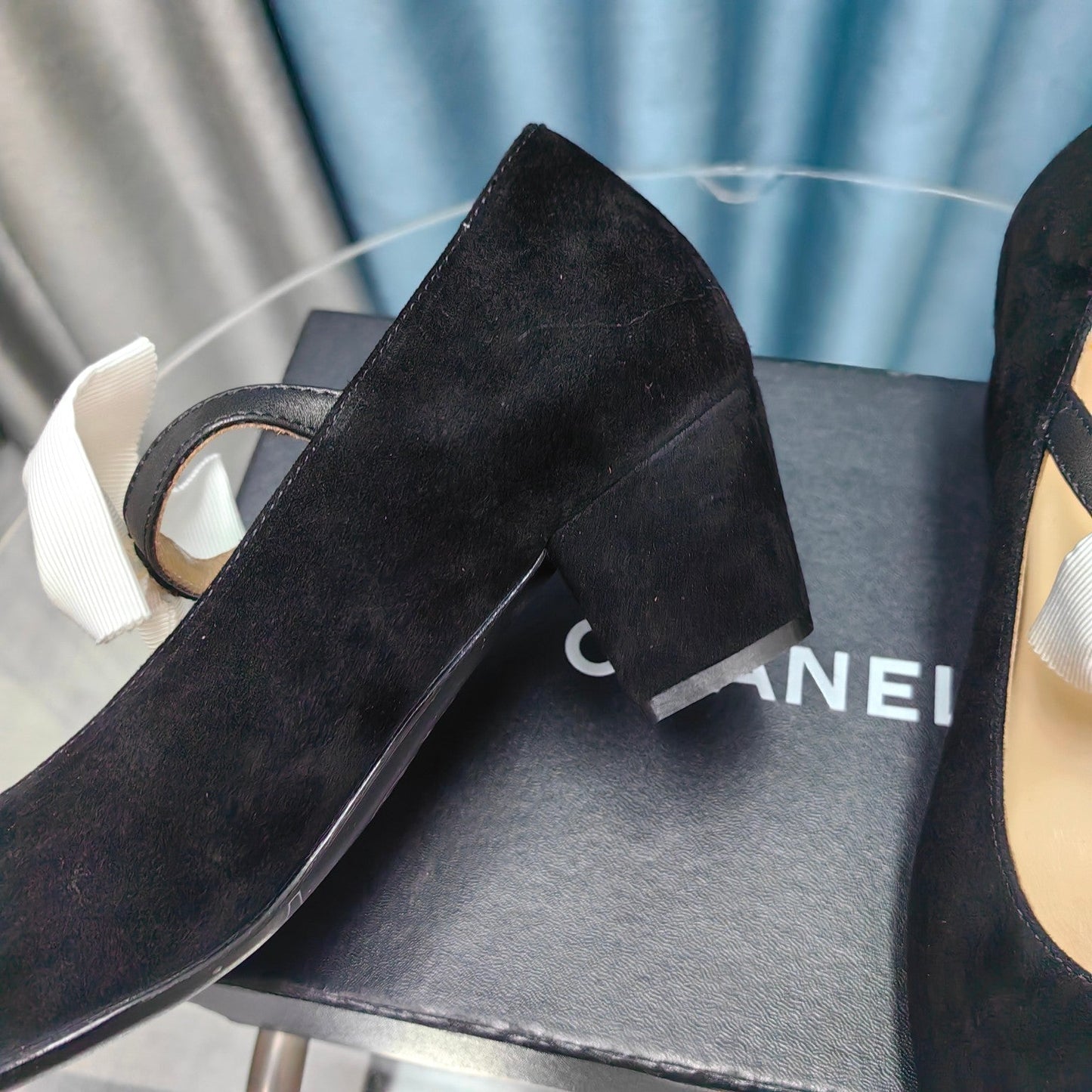 HIGH MARY JANE SHOES BLACK SUEDE WITH WHITE BOW - 35