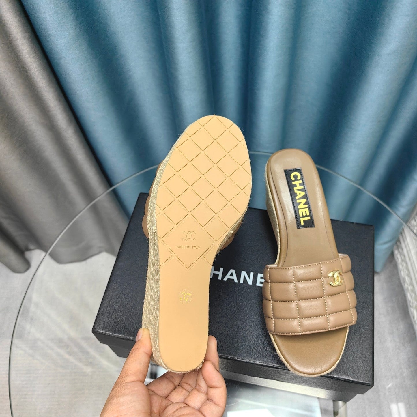 WEDGE CAMEL BEIGE SHEEPSKIN - 35