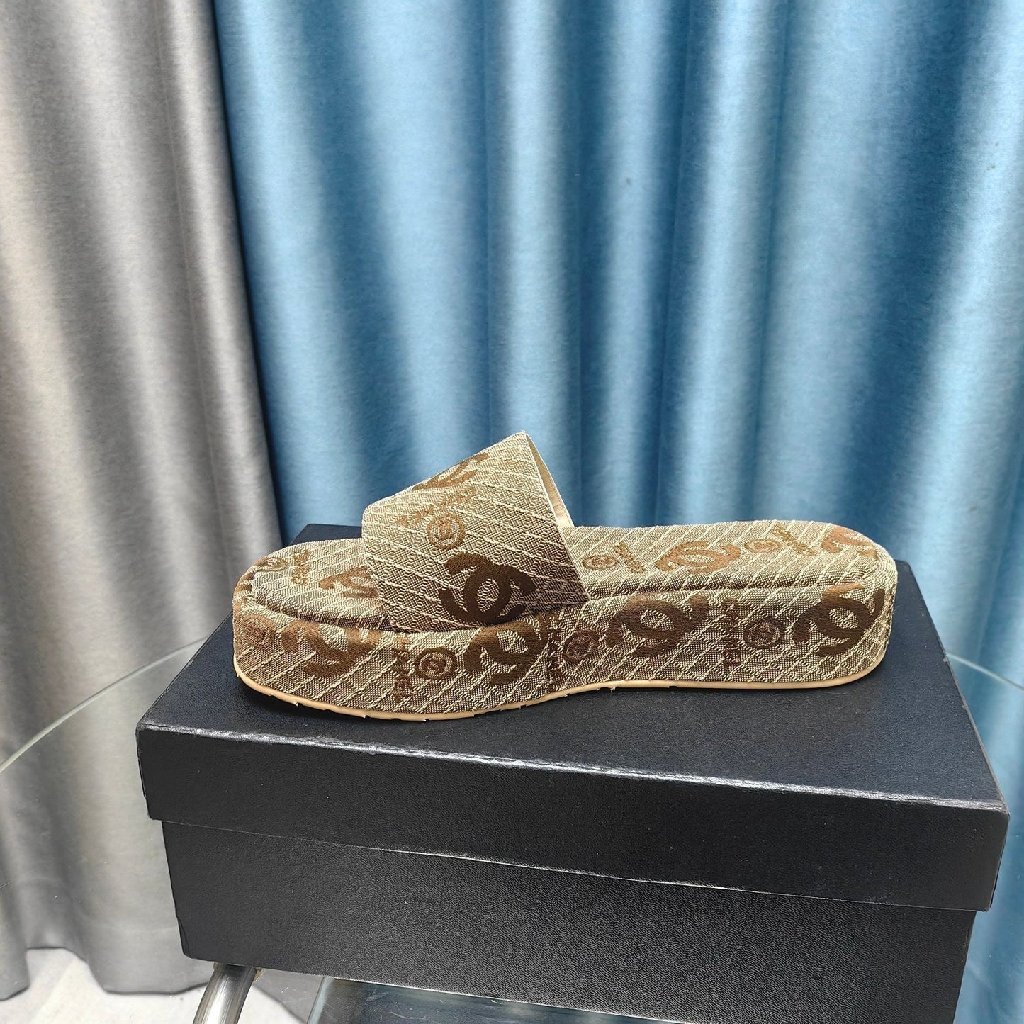 THICK-SOLE SLIPPERS PEANUT BROWN SATIN - 35
