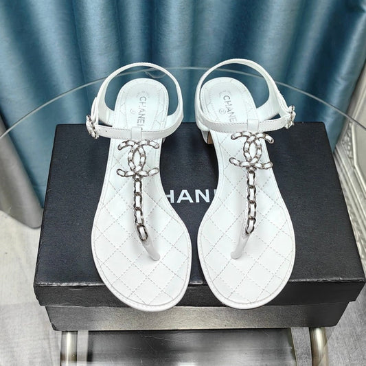 CLASSIC THONG SANDALS WHITE LAMBSKIN WITH PEARL BUCKLE - 35