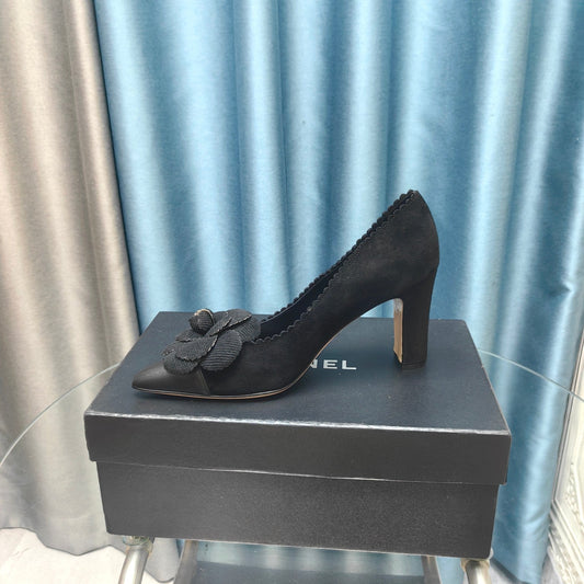 CC HIGH HEELS 80 MM IN BLACK SUEDE AND CALFSKIN WITH FLOWER - 35