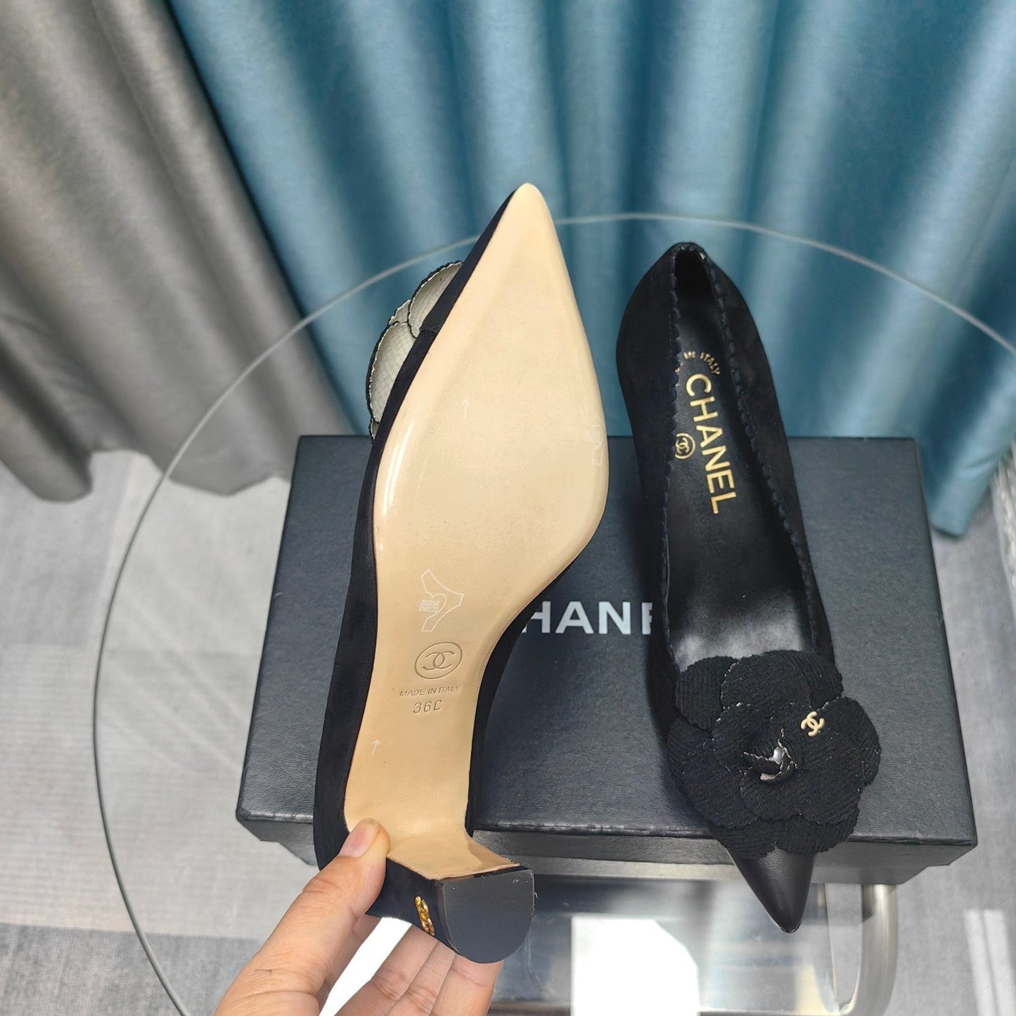 CC HIGH HEELS 80 MM IN BLACK SUEDE AND CALFSKIN WITH FLOWER - 35