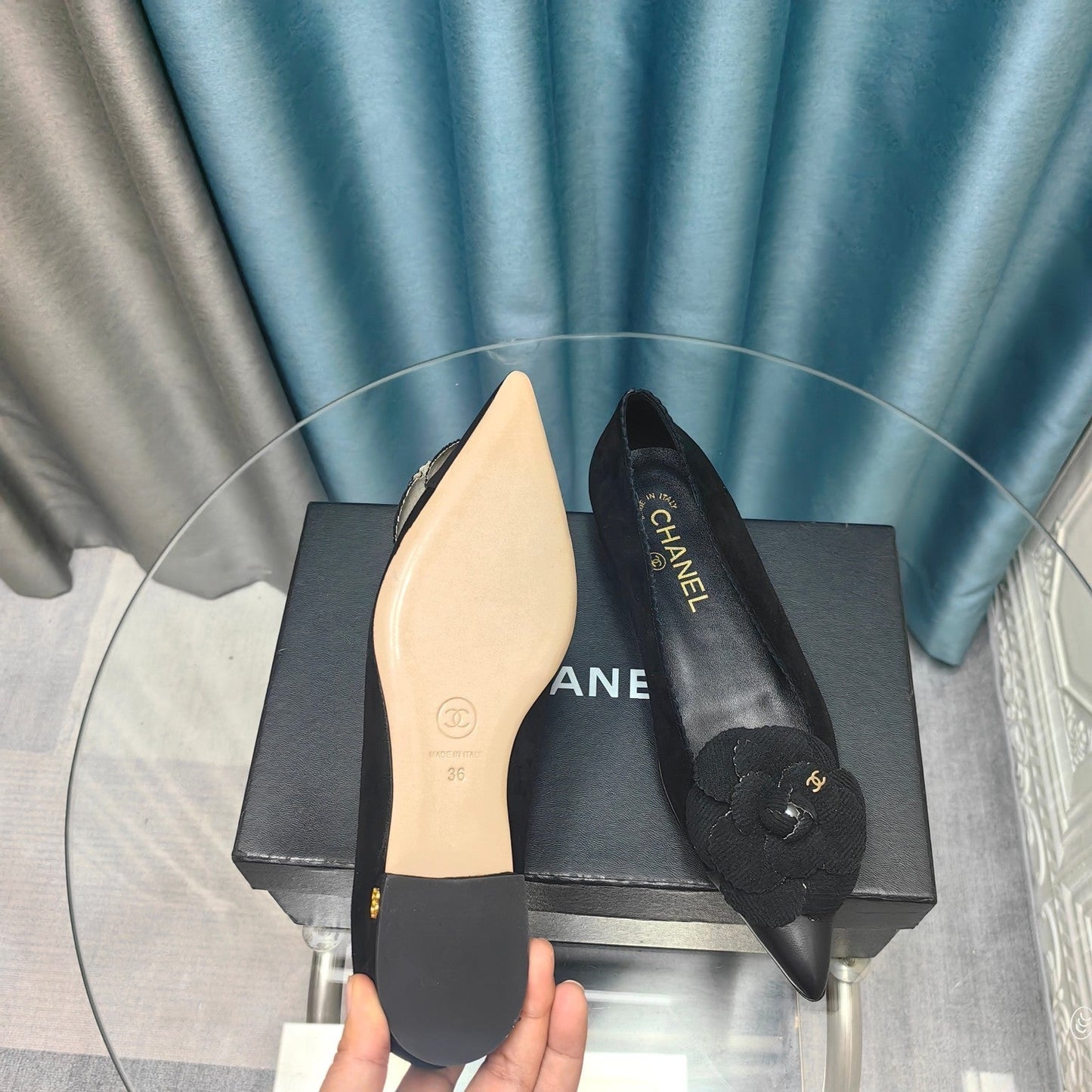 CC BALLET FLAT IN BLACK SUEDE AND CALFSKIN WITH FLOWER - 35