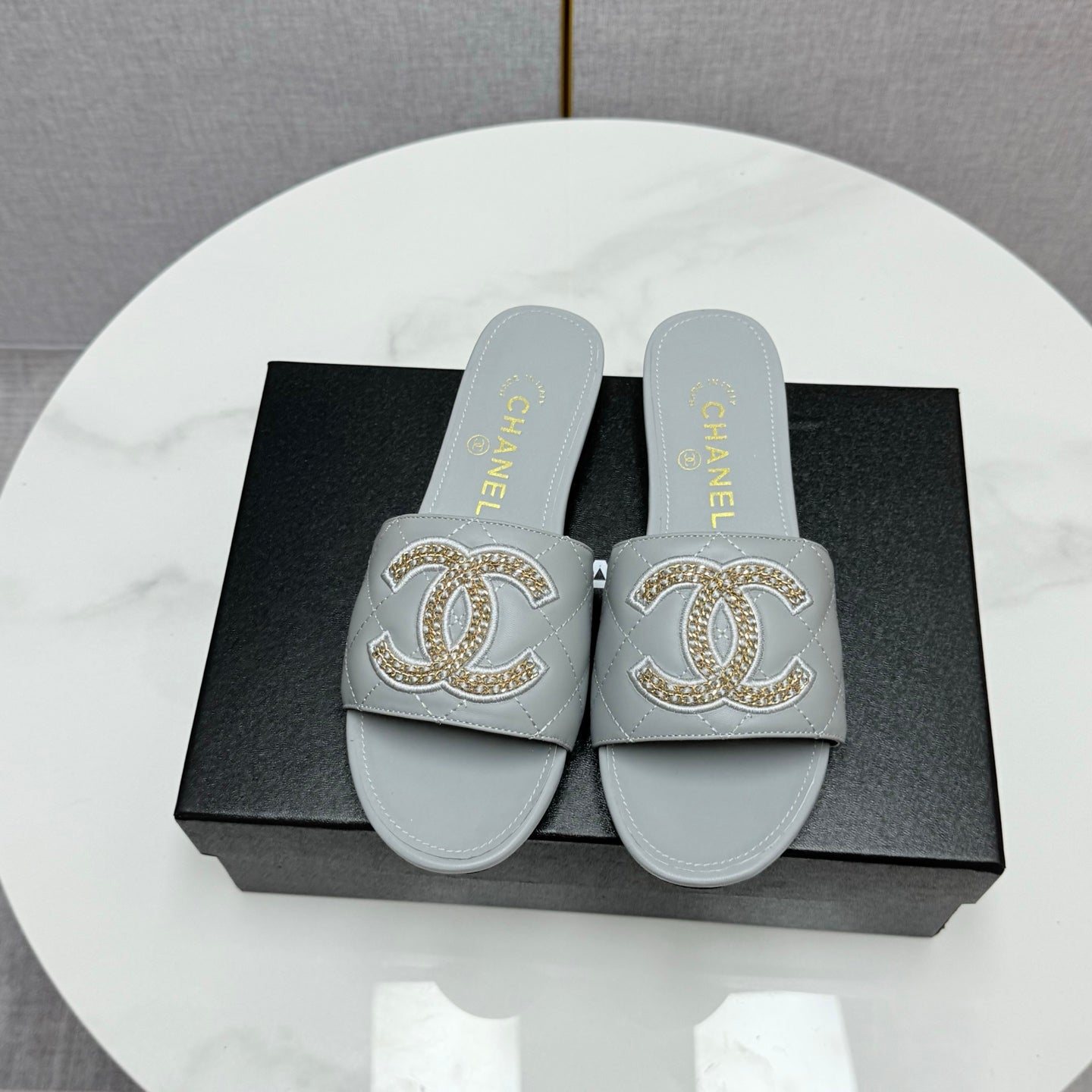 CC SLIDE SANDALS 25S IN DUSTY BLUE GREY CALFSKIN WITH LOGO - 35