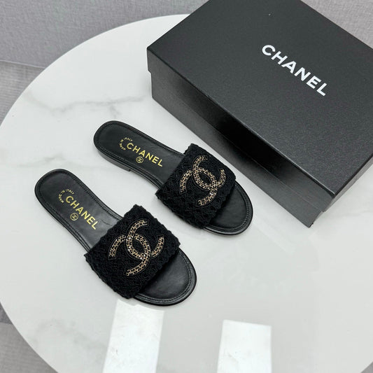 CC SLIDE SANDALS 25S IN BLACK FABRIC AND CALFSKIN WITH LOGO - 35