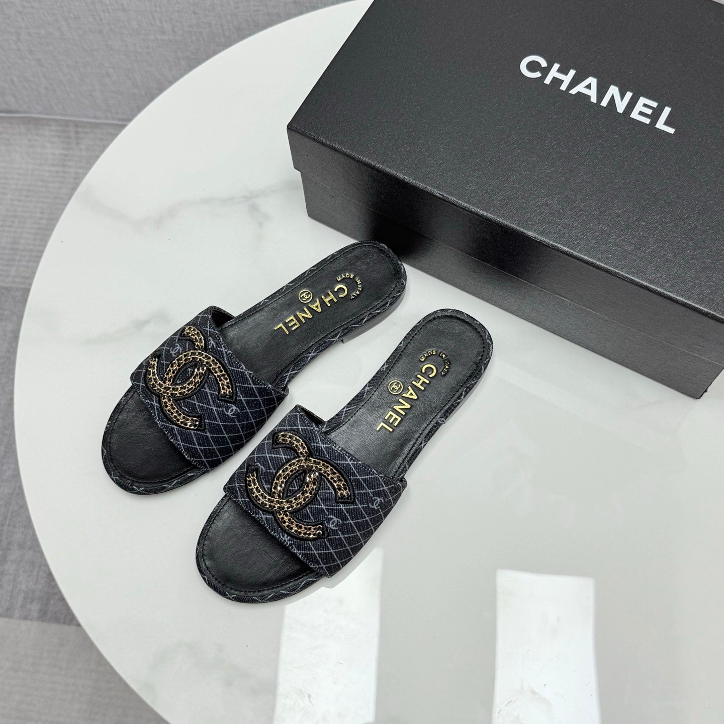 CC SLIDE SANDALS 25S IN BLACK DENIM AND CALFSKIN WITH LOGO - 35